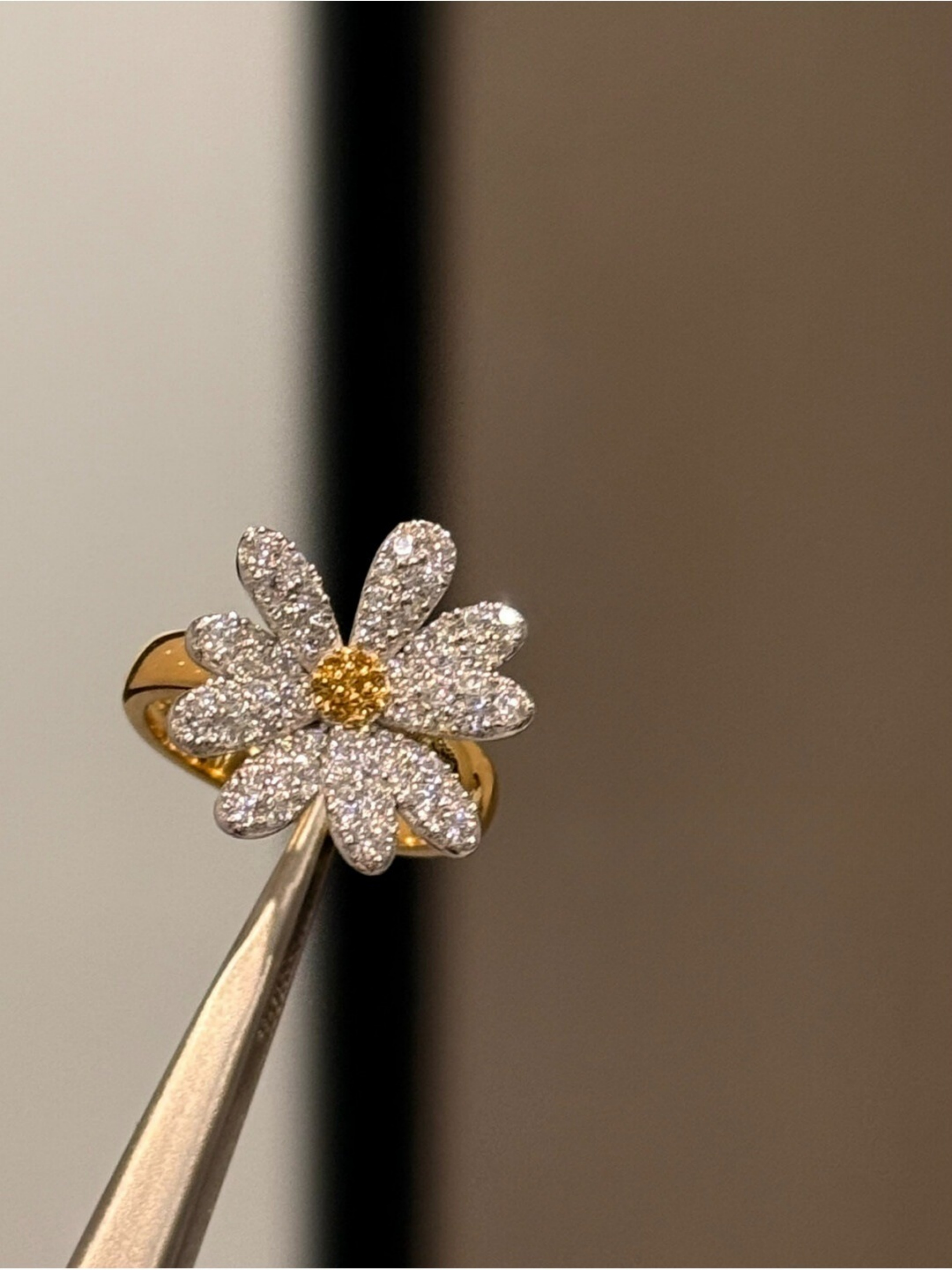 Daisy Embellished Ring