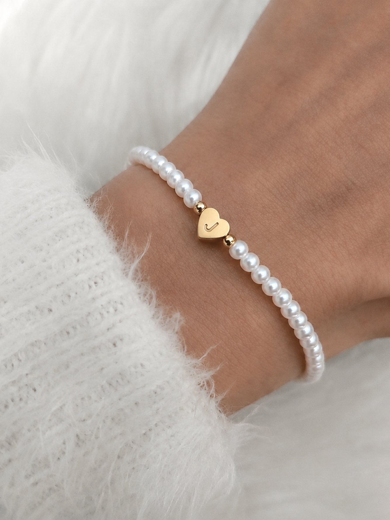 Gold Initial Heart Pearl Beaded Bracelet