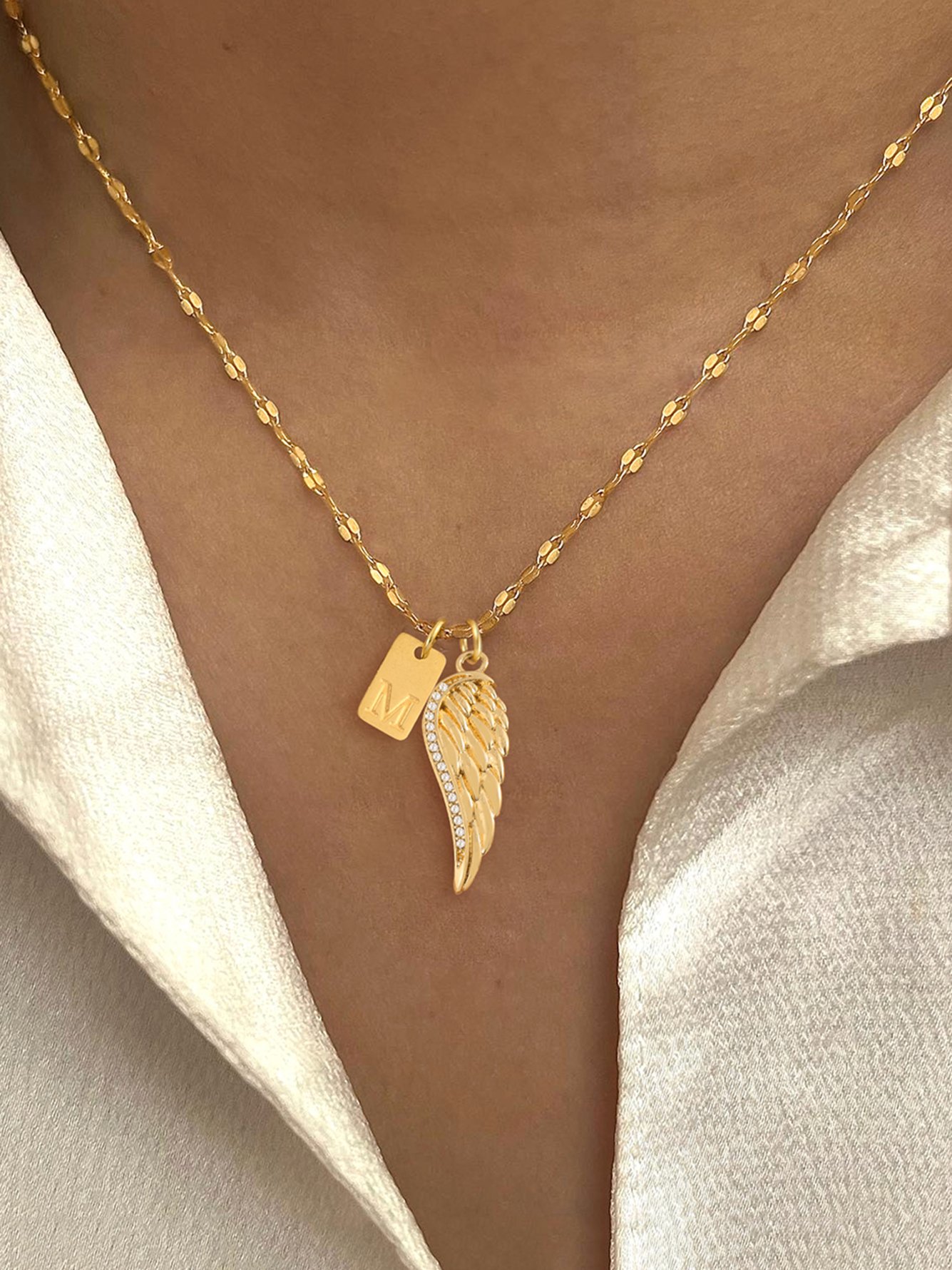 Gold Solid Pendant Necklace
