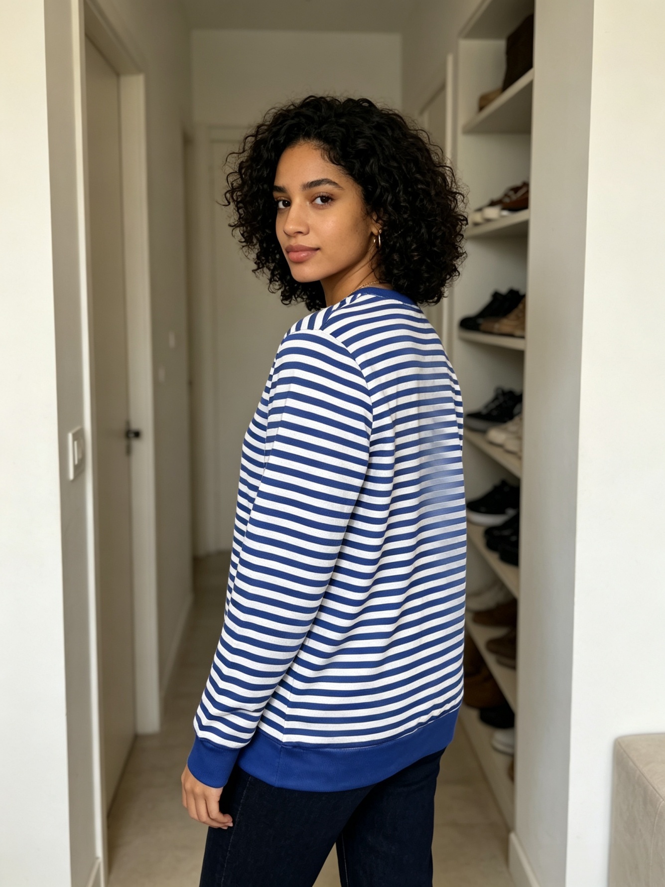 Womens Striped Crew Neck Sweatshirt - Blue & White Casual Pullover