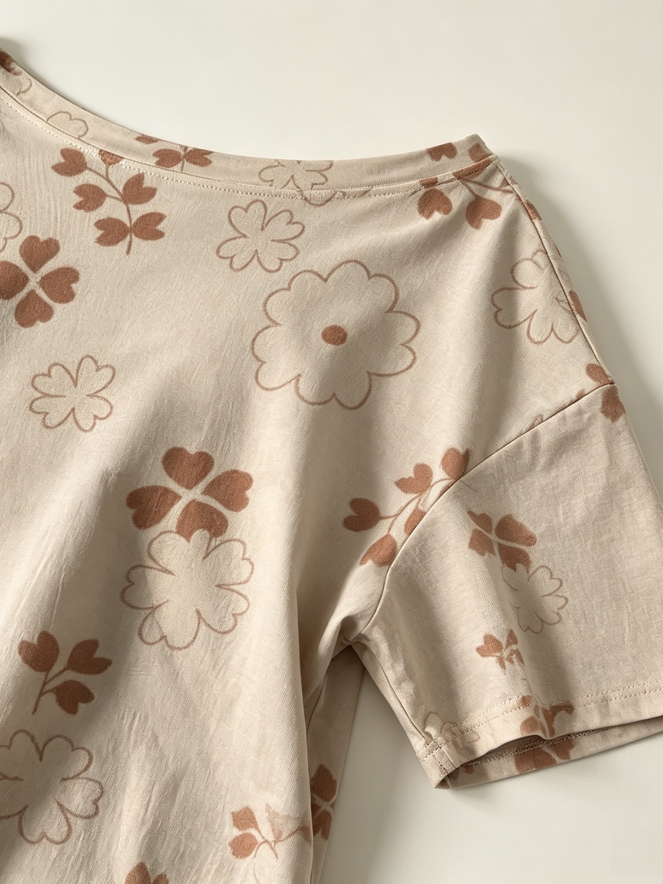 Khaki Brown Floral Clover Print Off-Shoulder Top