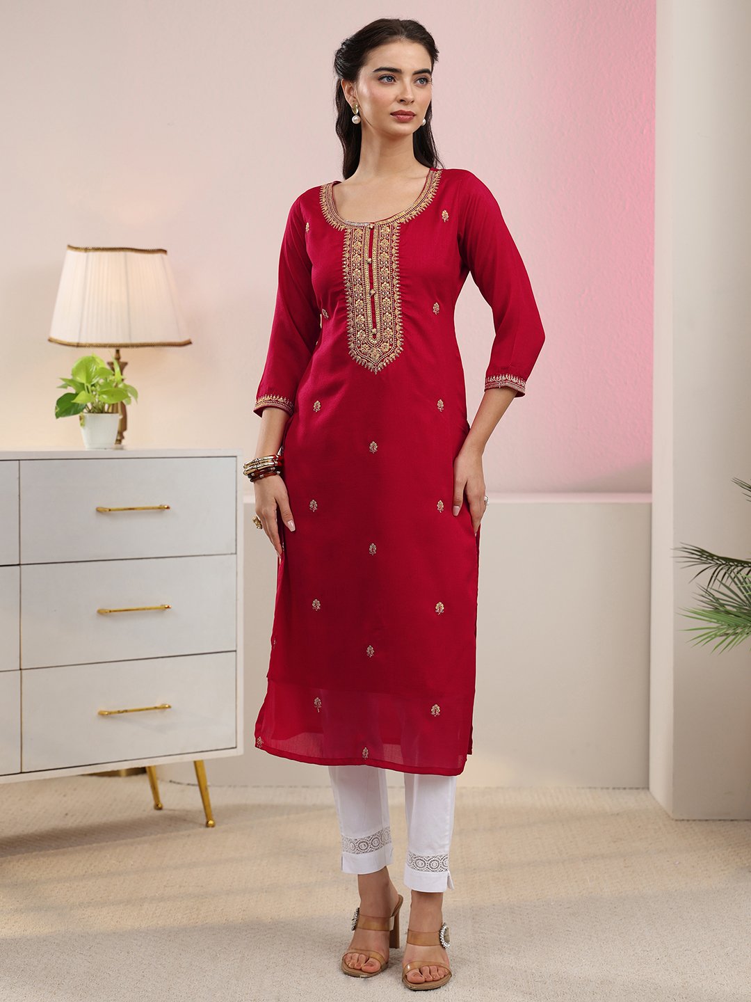 Red Embroidered Silk Blend Kurta