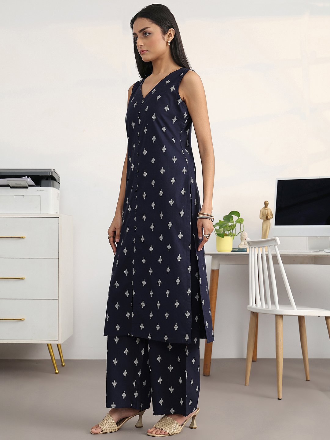 Navy Blue Sleeveless Printed Kurta and Straight Palazzo Set