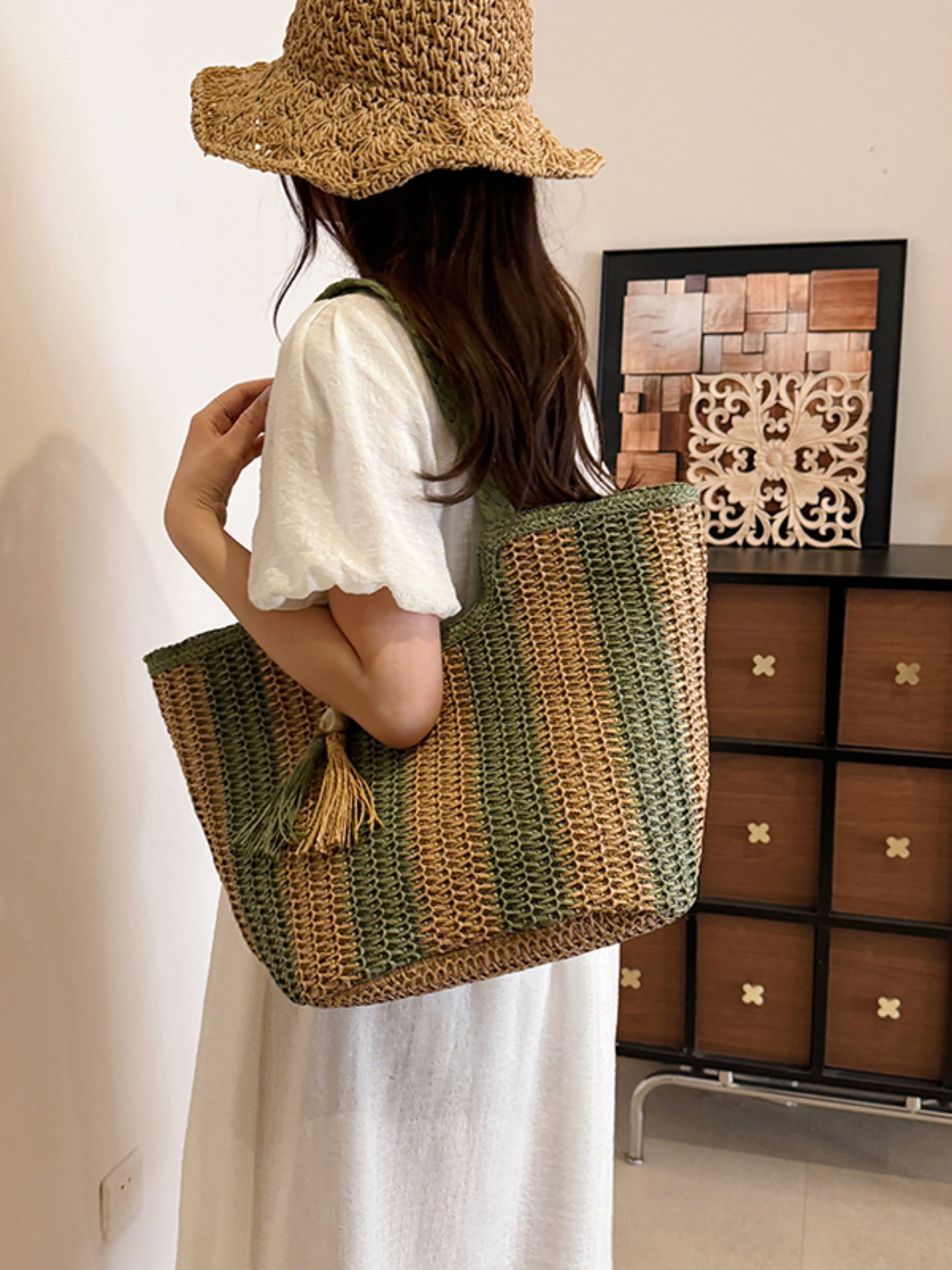 Green Woven Straw Shoulder Bag with Tassel Charm
