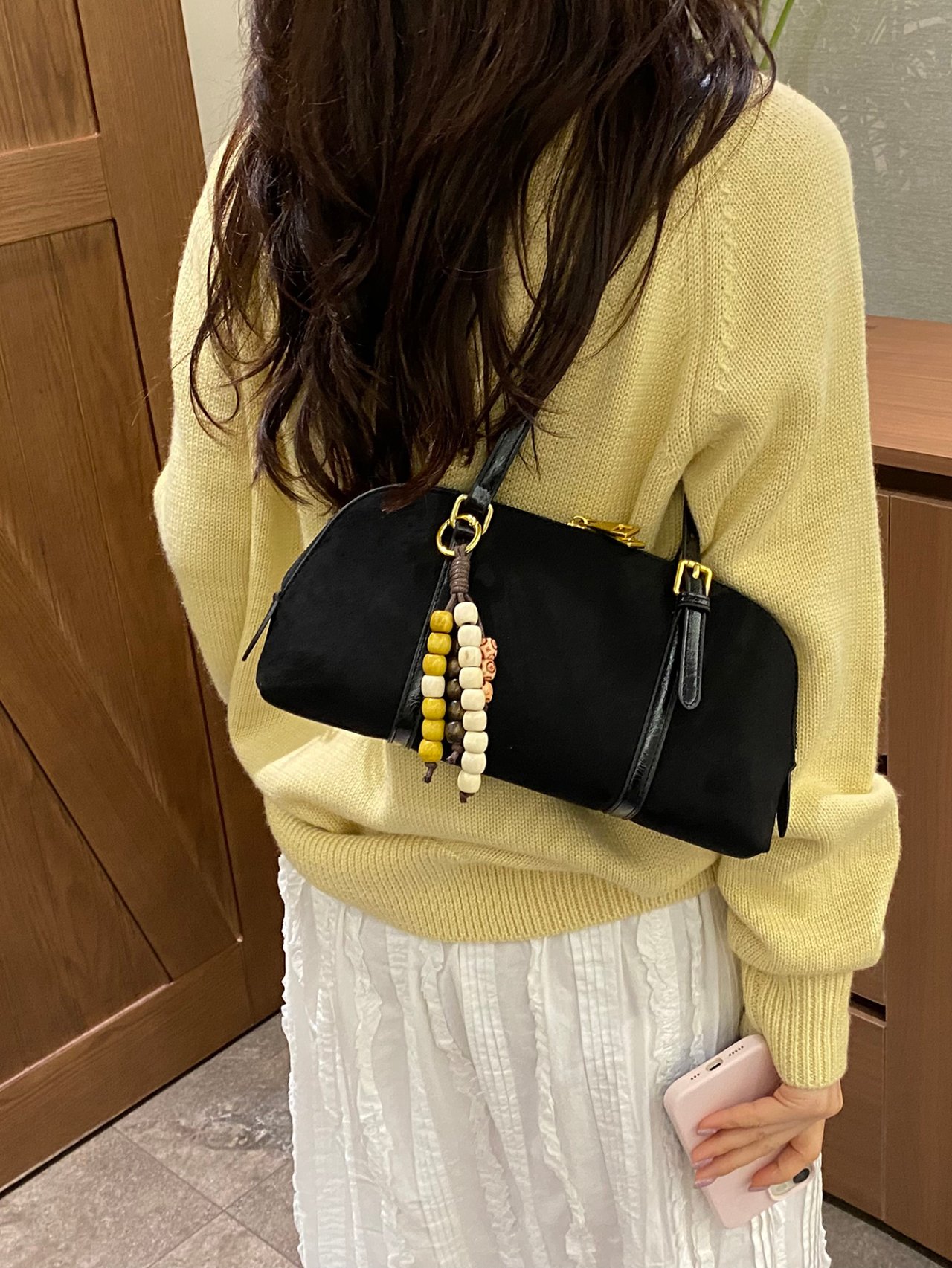 Black Solid Shoulder Bag