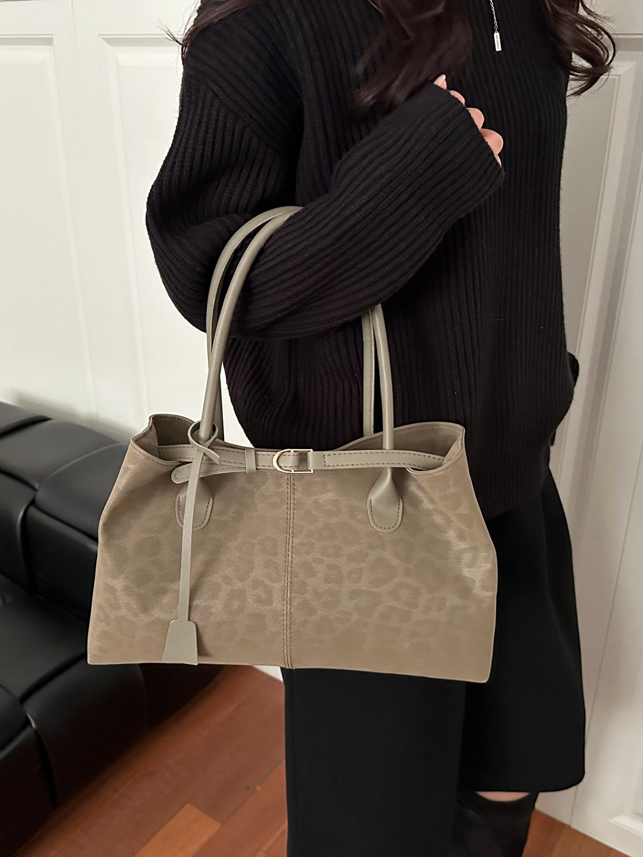 Olive Tote Shoulder Bag