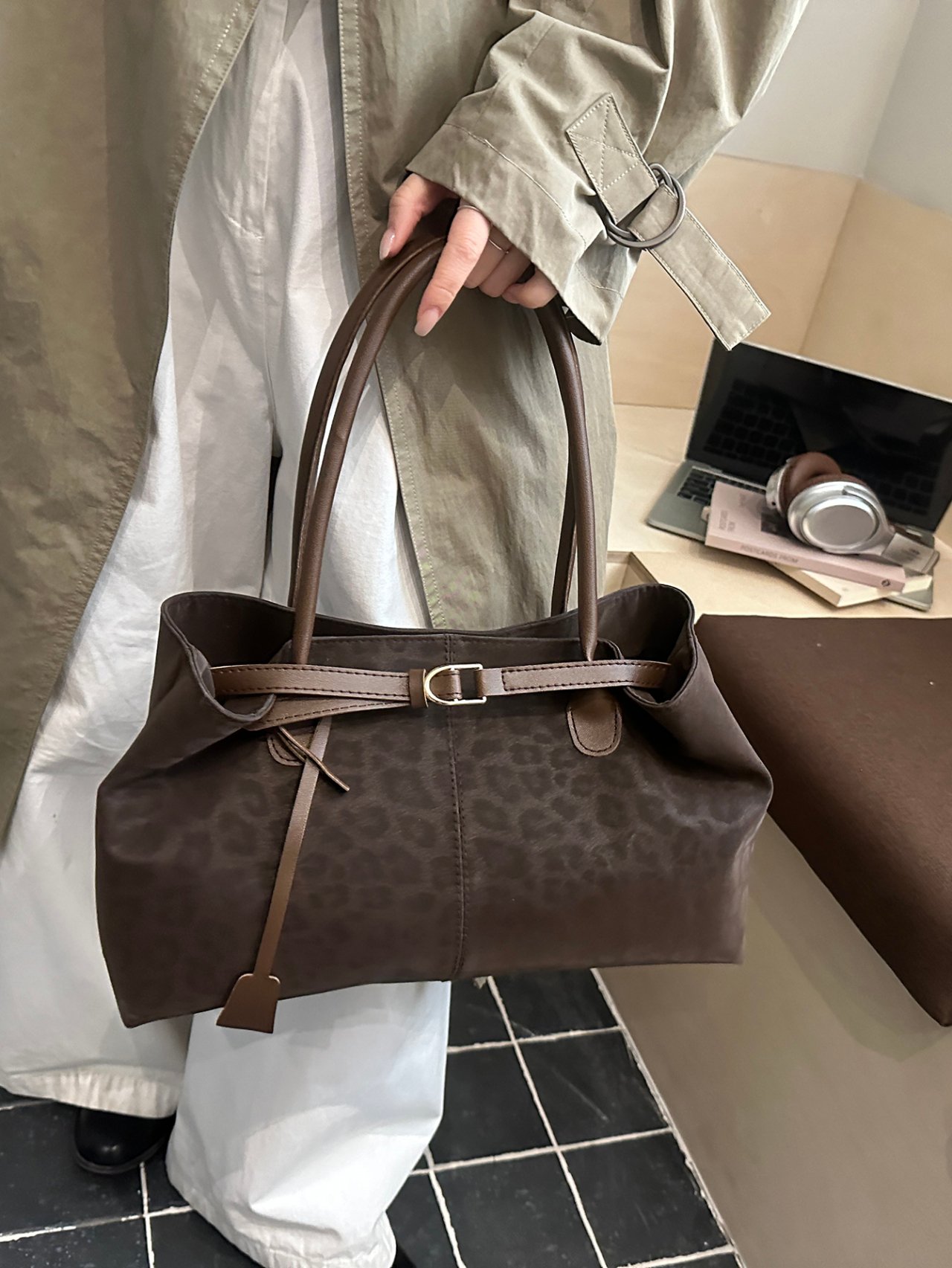Leopard Print Coffee Brown Tote Shoulder Bag