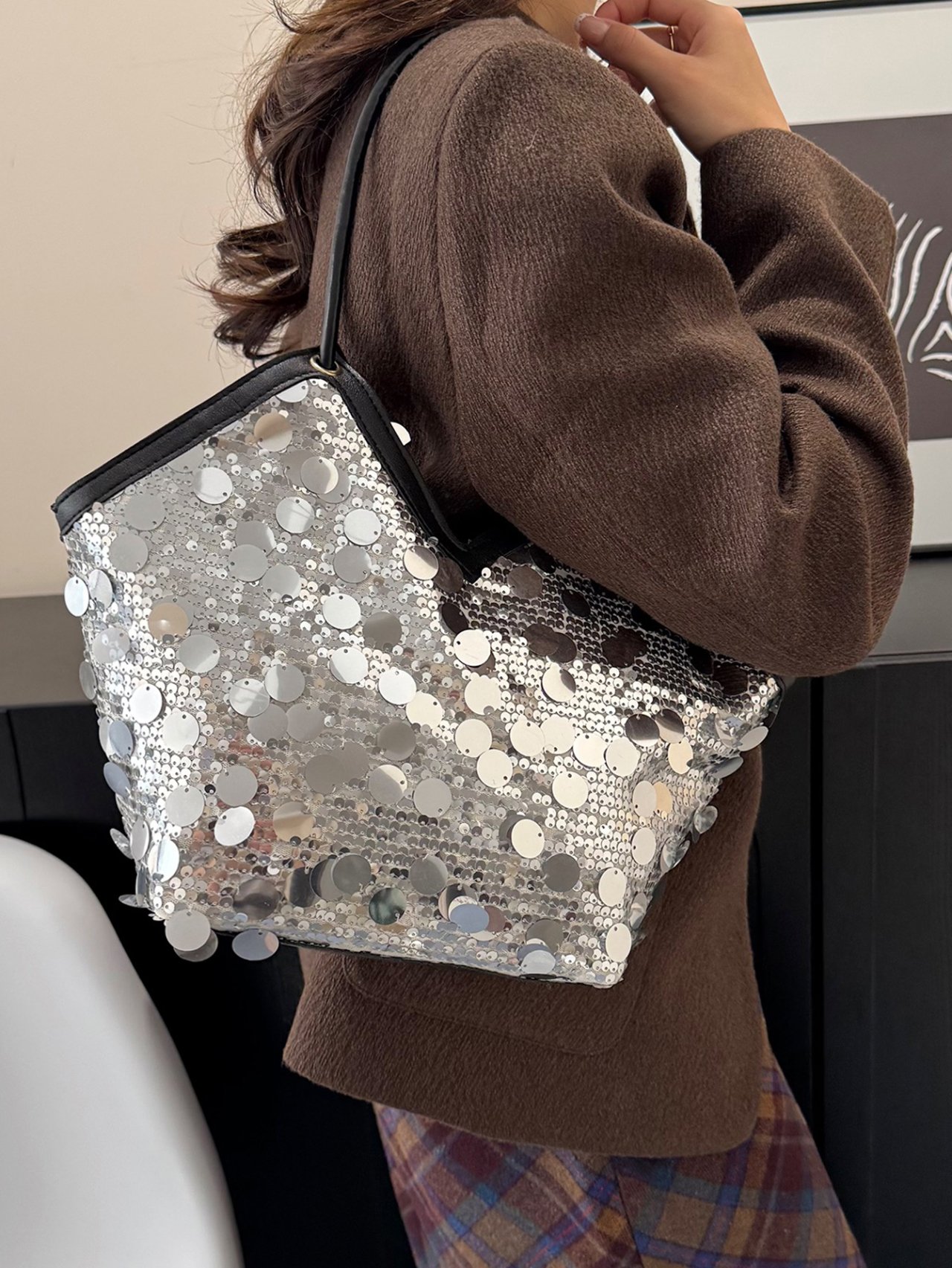 Sparkling Silver Sequin Tote Bag - Shoulder Carry