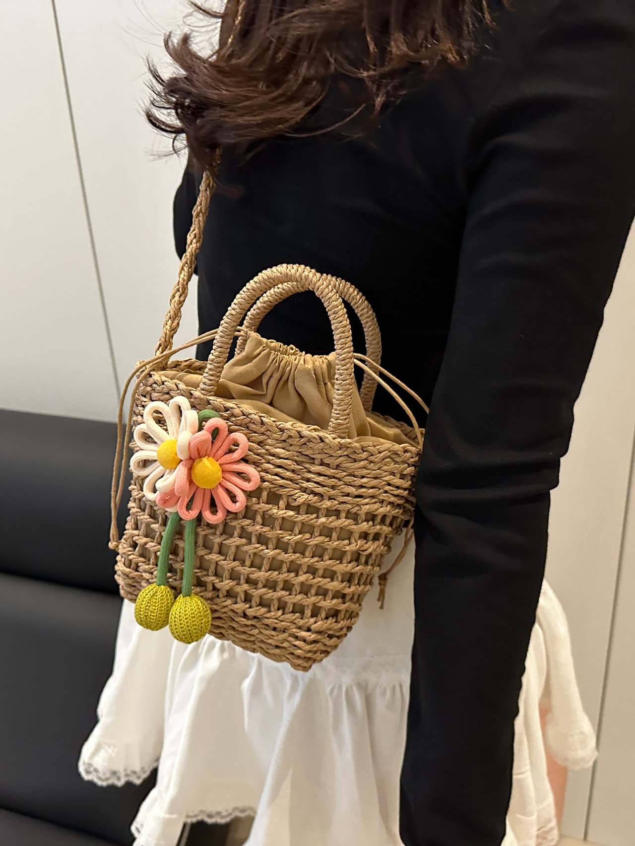Tan Straw Daisy Charm Crossbody Bag