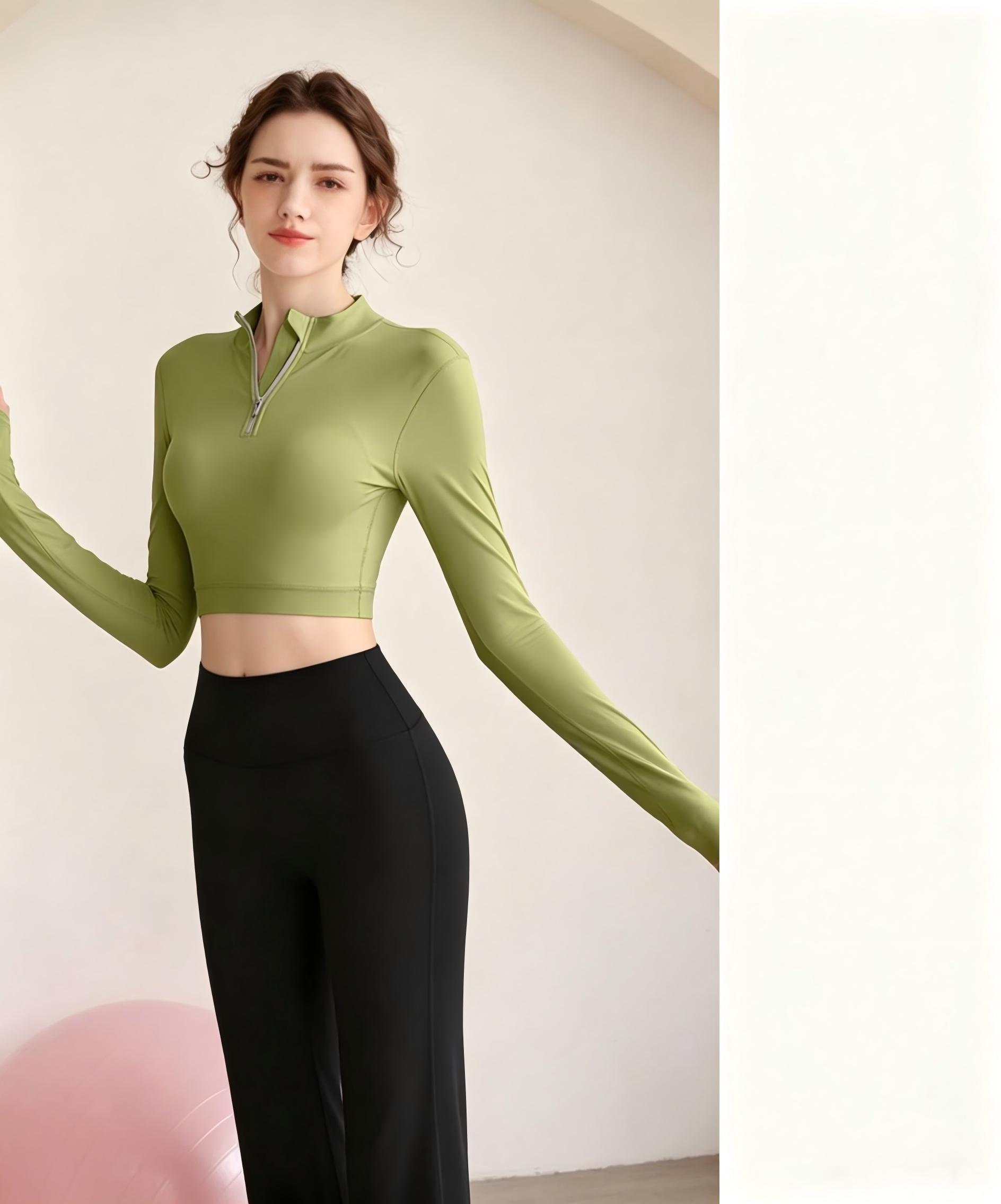 Green Solid Activewear Crop Top with Half-Zip