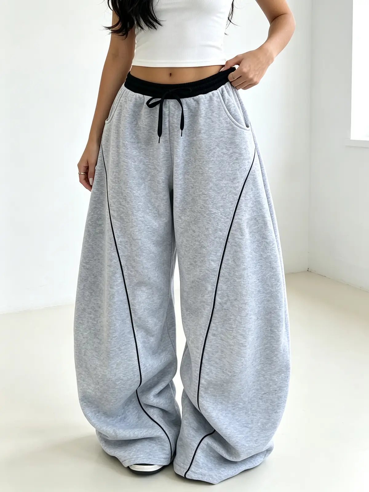 Grey Solid Oversized Trousers