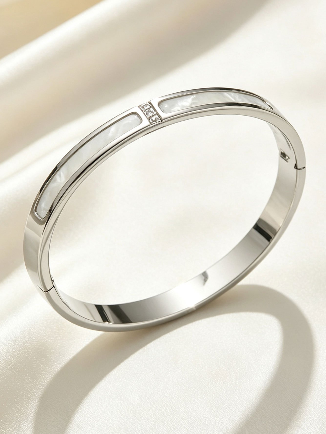 Silver Solid Bangle-Style Bracelet