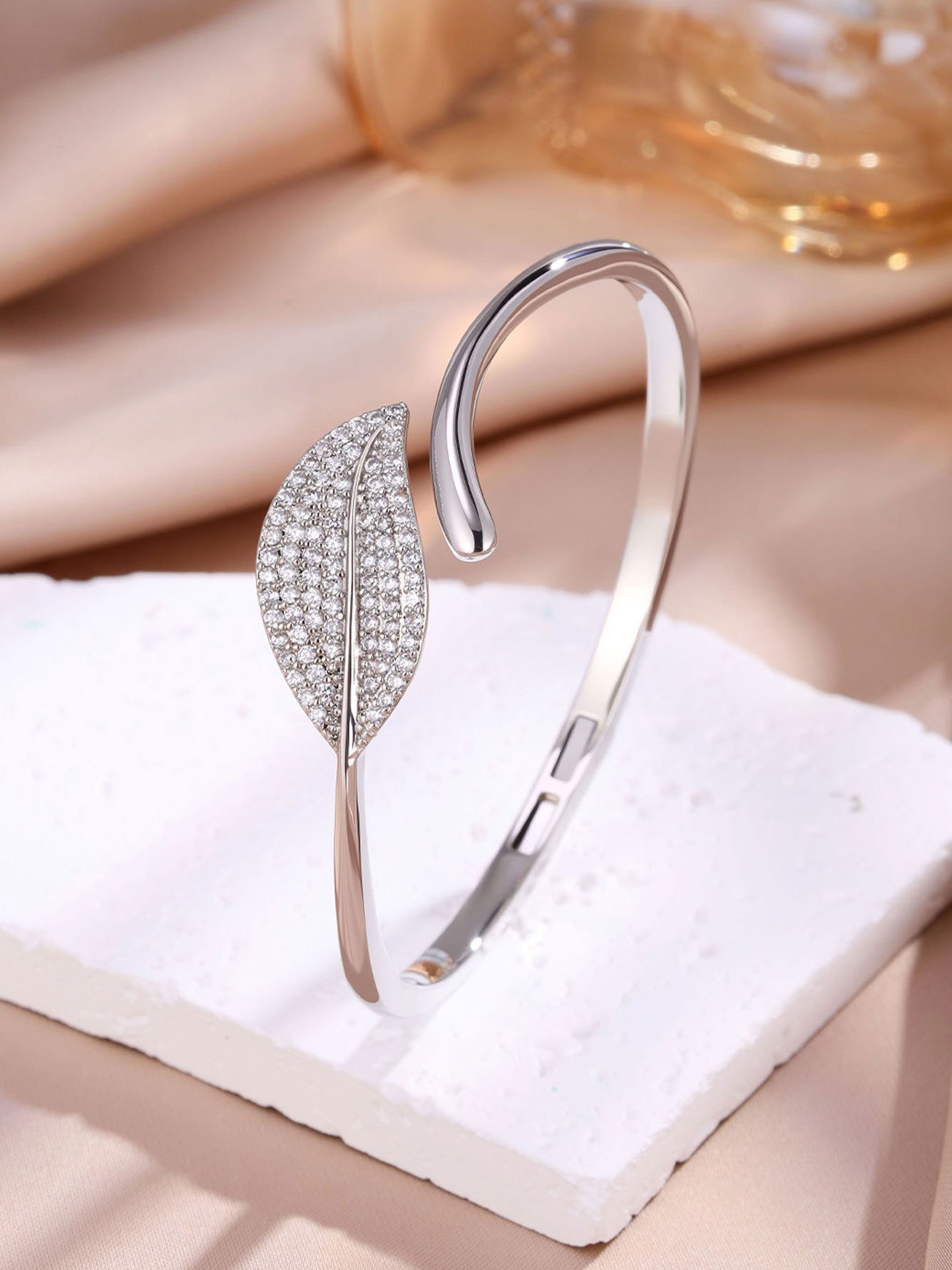 2pcs Womens Bracelet and Ring Set