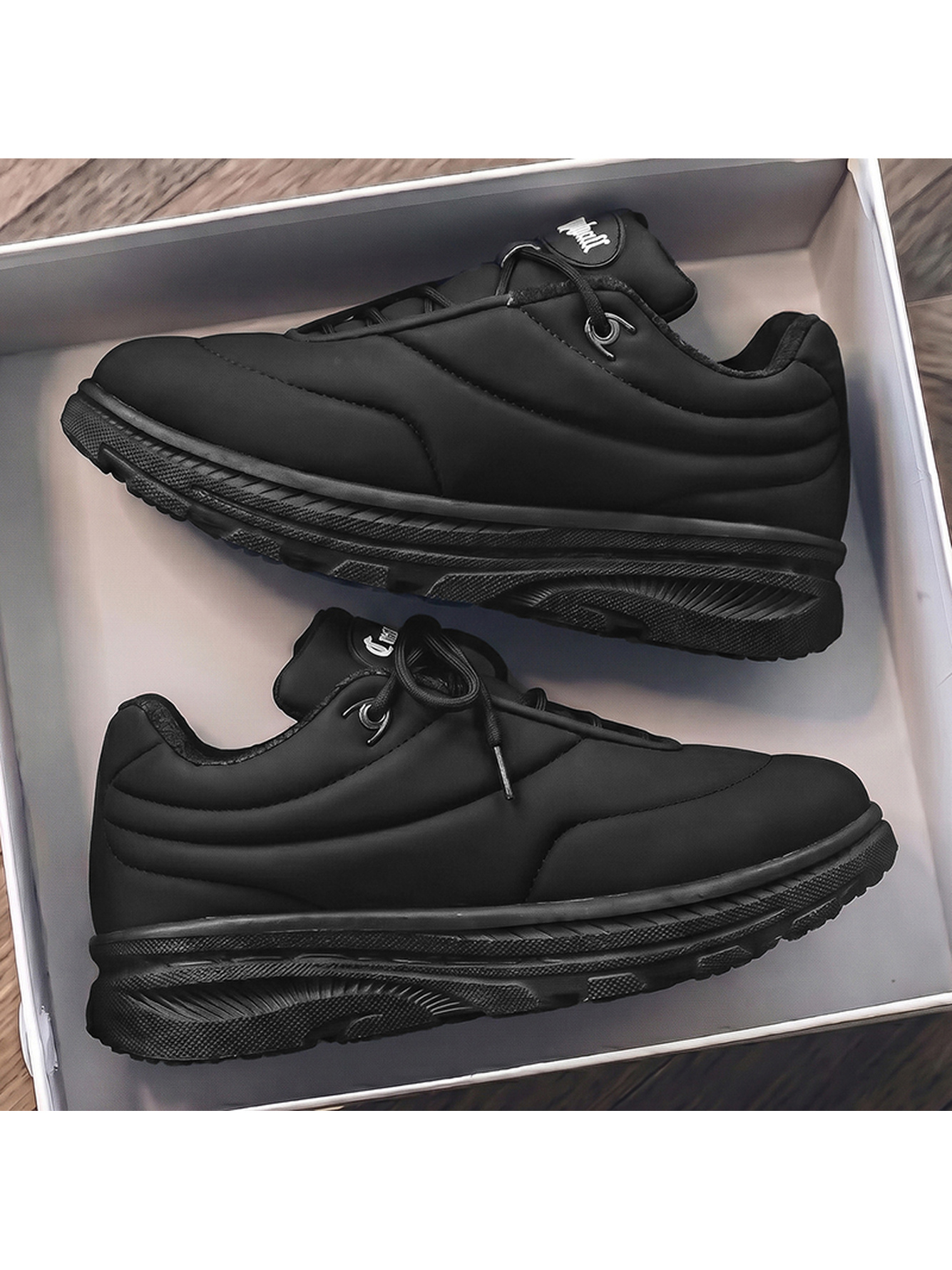 Black Plain Lace Ups Sneakers