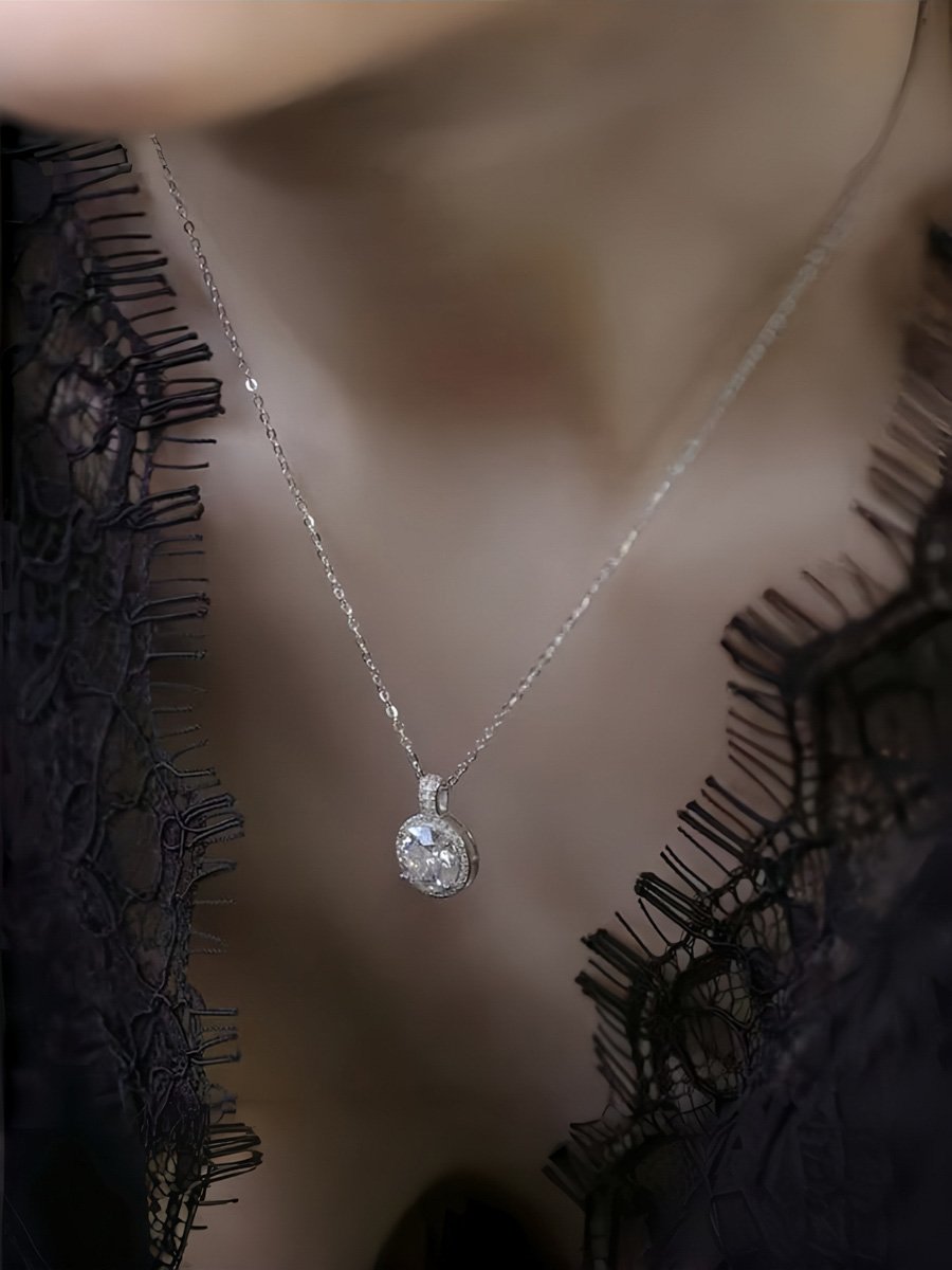 Round bag-shaped necklace, set with 2 carats of diamonds, with a collar chain, high-end and exquisite Korean version.