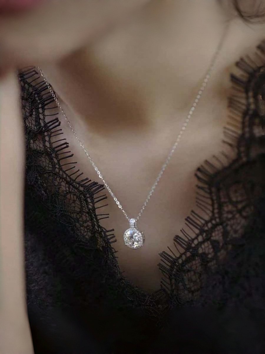 Round bag-shaped necklace, set with 2 carats of diamonds, with a collar chain, high-end and exquisite Korean version.