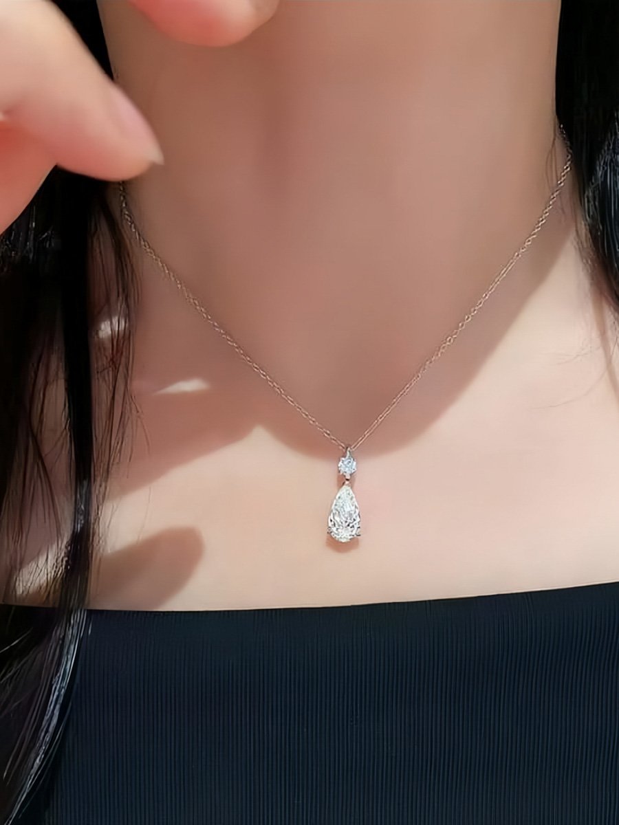 Ultra-shiny water drop diamond necklace for women, hot sale, light luxury pendant, high-end feeling, daily versatile