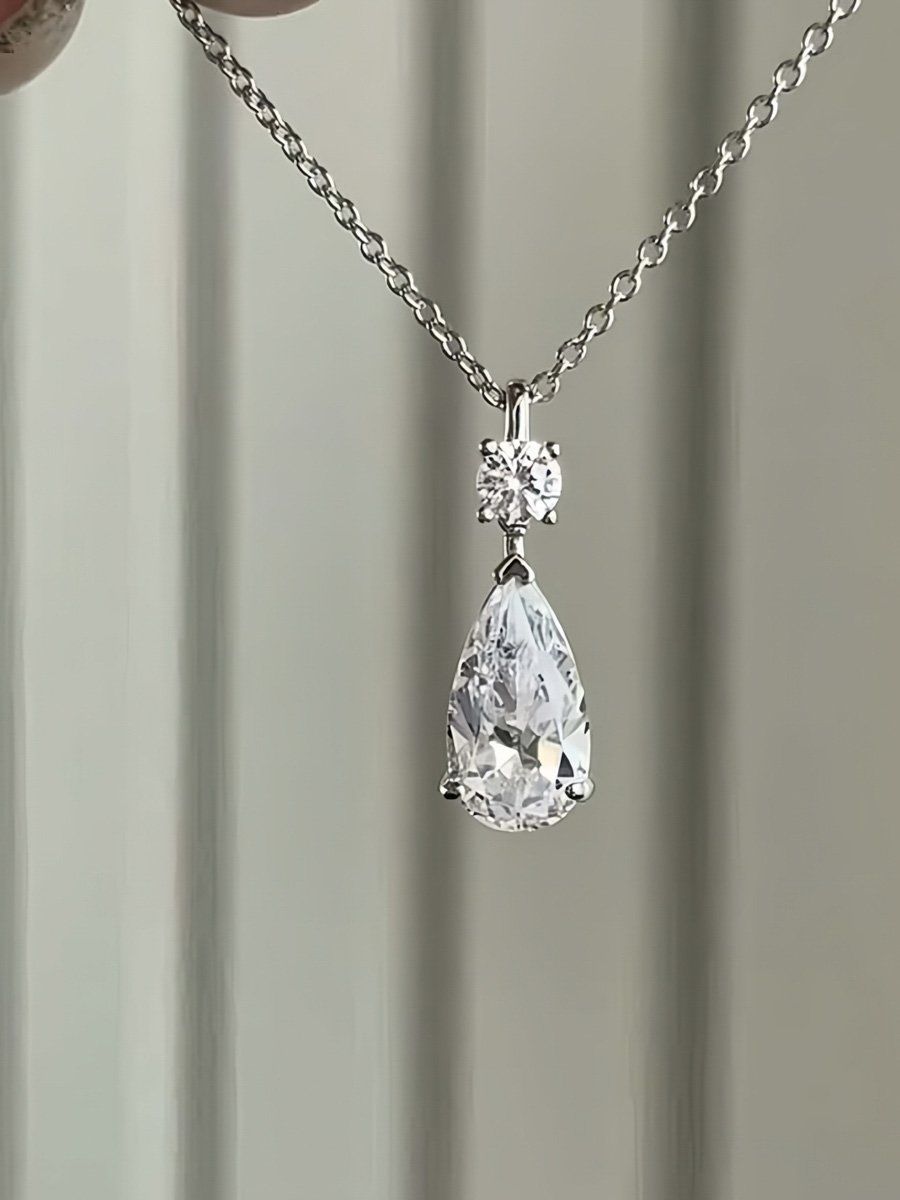 Ultra-shiny water drop diamond necklace for women, hot sale, light luxury pendant, high-end feeling, daily versatile