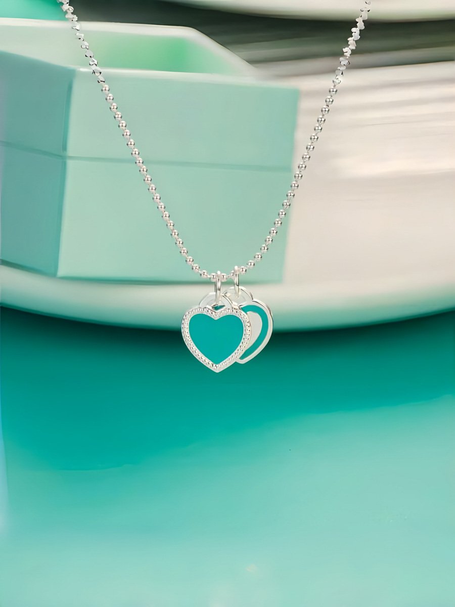 Silver enamel heart-shaped pearl blue heart necklace