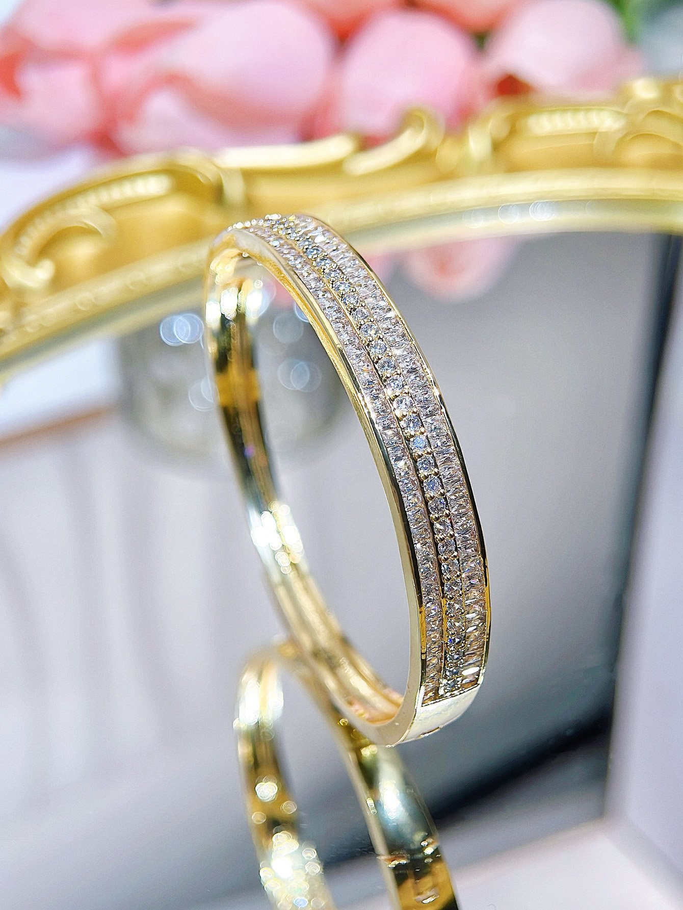 Noble 20k Saudi Gold Plated Bangle Tiny Cubic Zirconia High Quality Wrist Jewelry Clothing Accessories