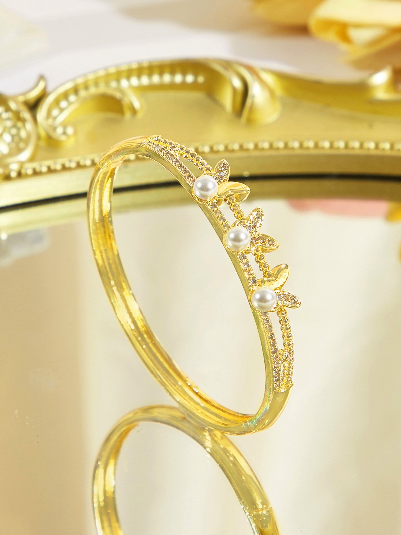 Gold Pearl Butterfly Bangle for Women - Casual Elegance
