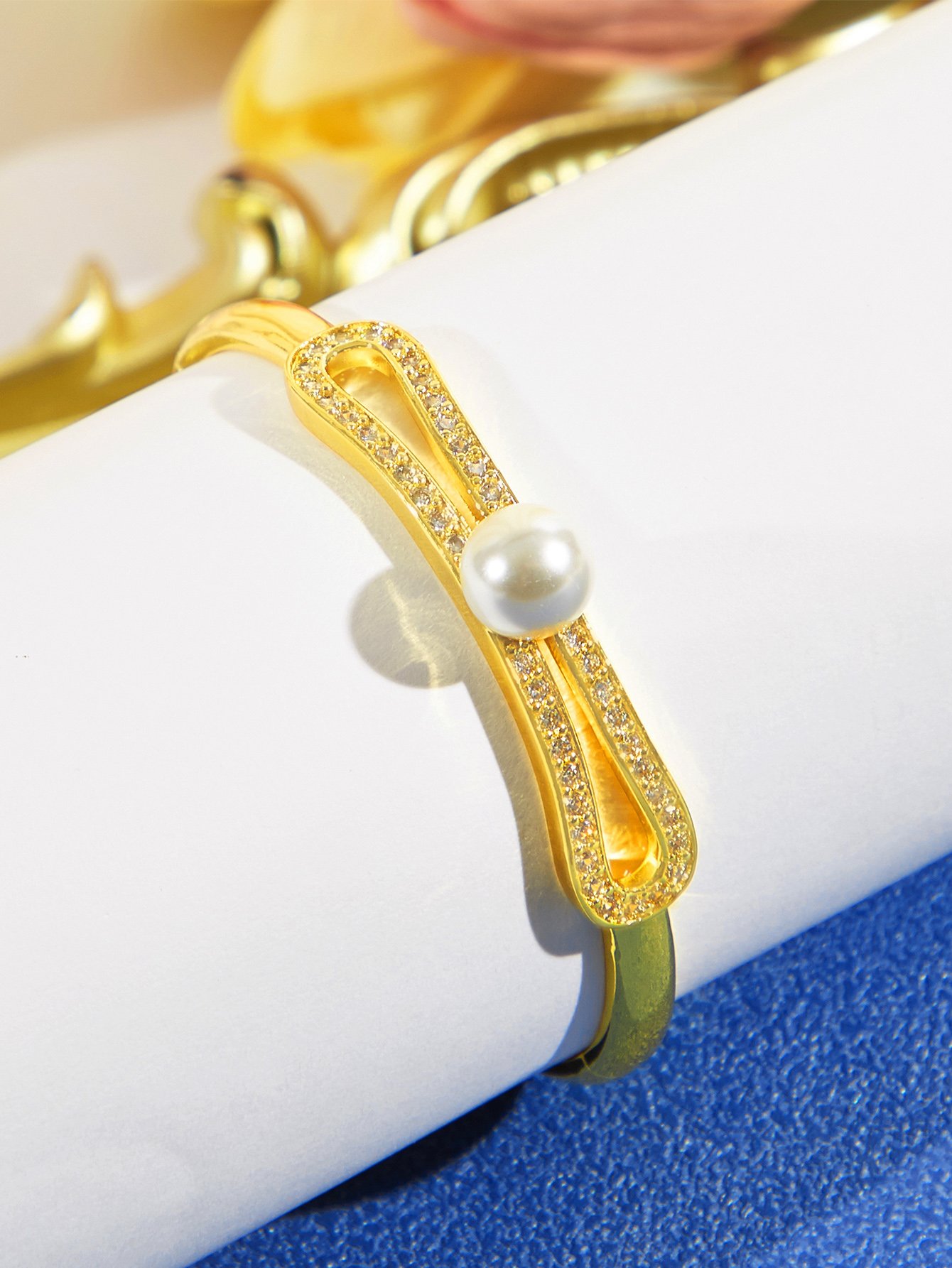 Classy Bridesmaid Hollow Pearl Bangle with Zircon 18k Gold Wedding Jewelry