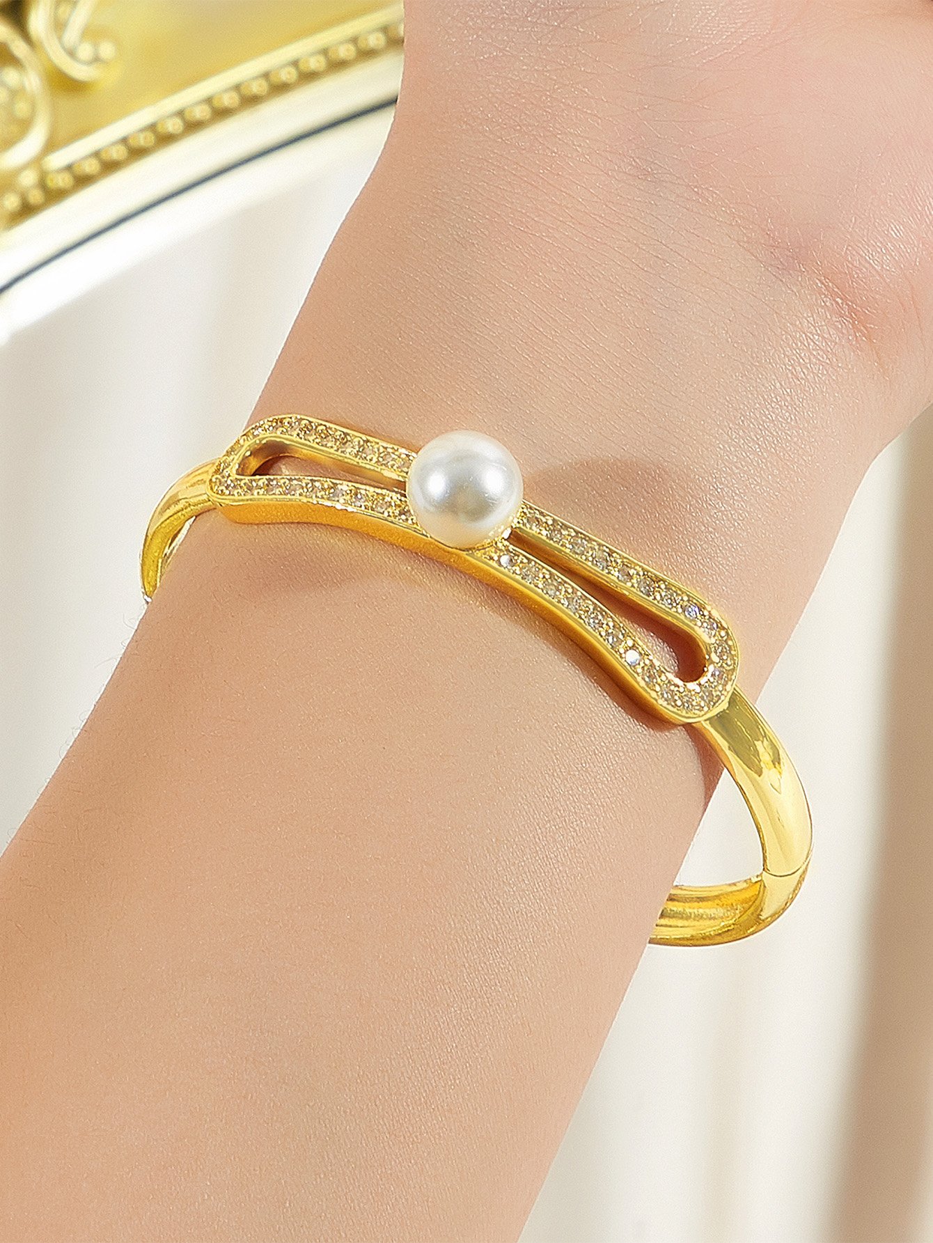 Classy Bridesmaid Hollow Pearl Bangle with Zircon 18k Gold Wedding Jewelry
