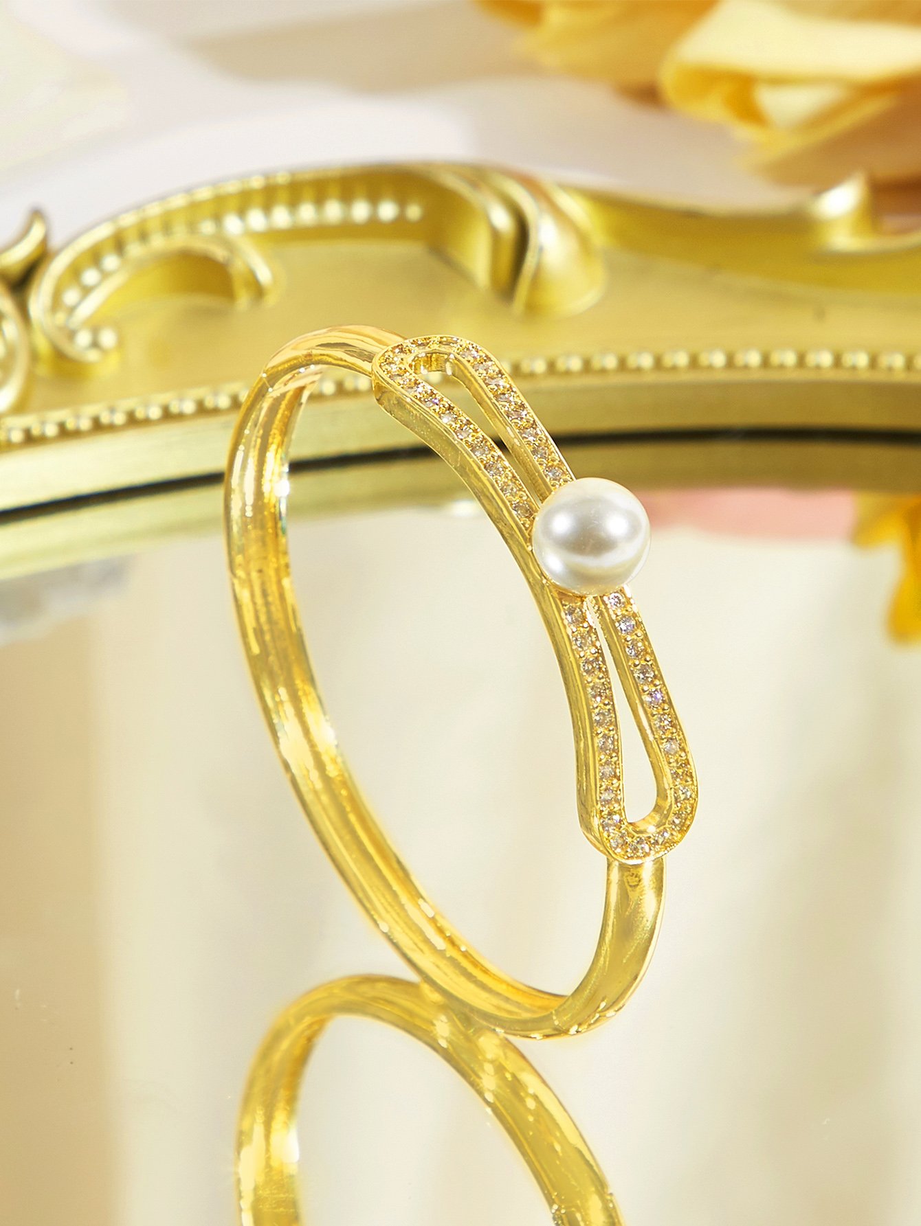 Classy Bridesmaid Hollow Pearl Bangle with Zircon 18k Gold Wedding Jewelry