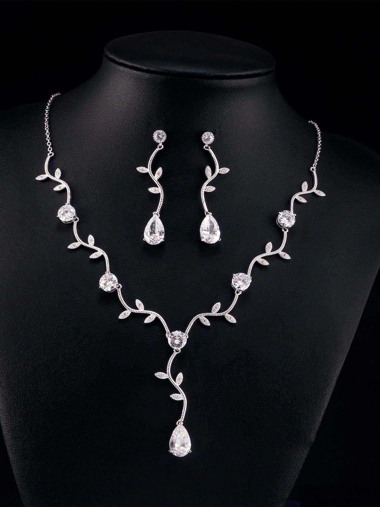 1 Set Womens Silver Leaf Zircon Jewelry Set