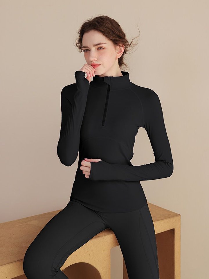 Black Solid Activewear Top
