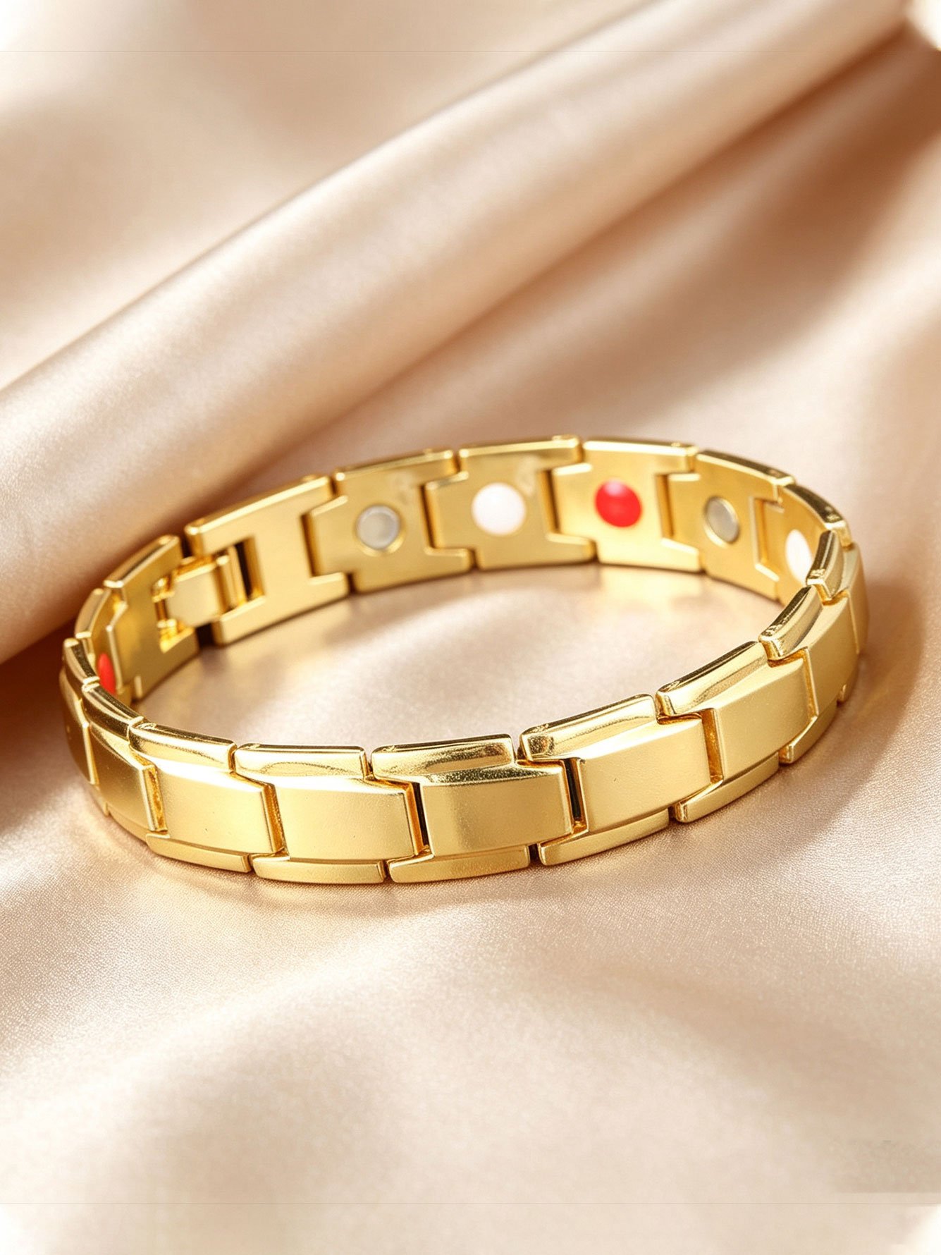 Luxurious Gold Link Bracelet for Daily
