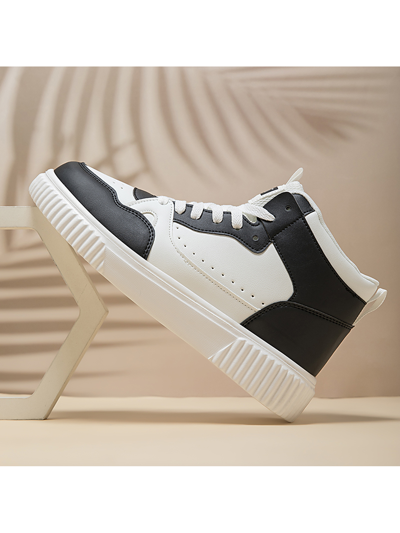 Black Plain Lace Ups Sneakers