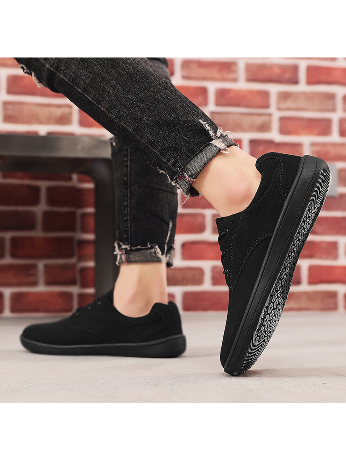 Black Plain Lace Ups Sneakers