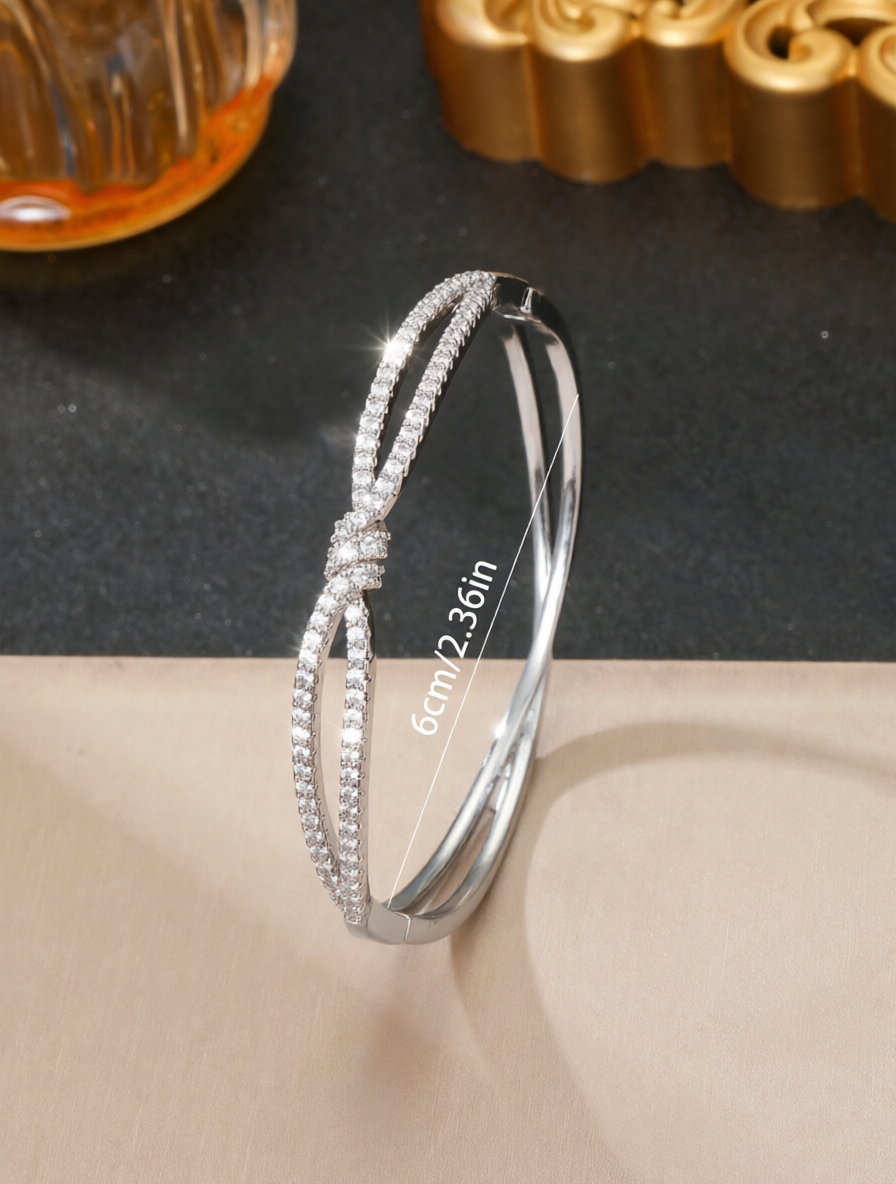 Sparkling Silver Knot Cubic Zirconia Bracelet for Women