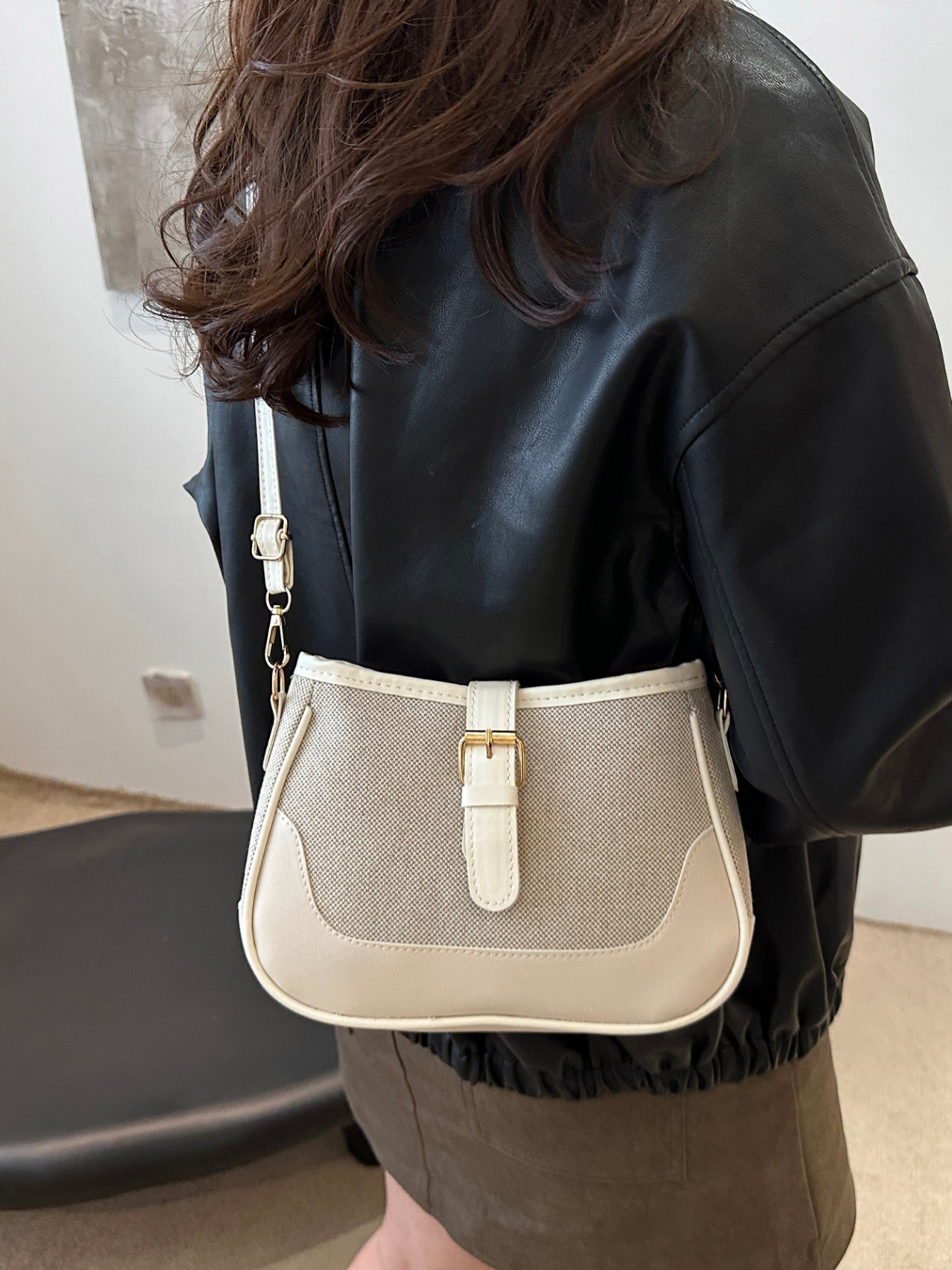Color-block Saddle Bag Women Crossbody Purse Lightweight Flap Shoulder Bag 24.5x16x6.5cm