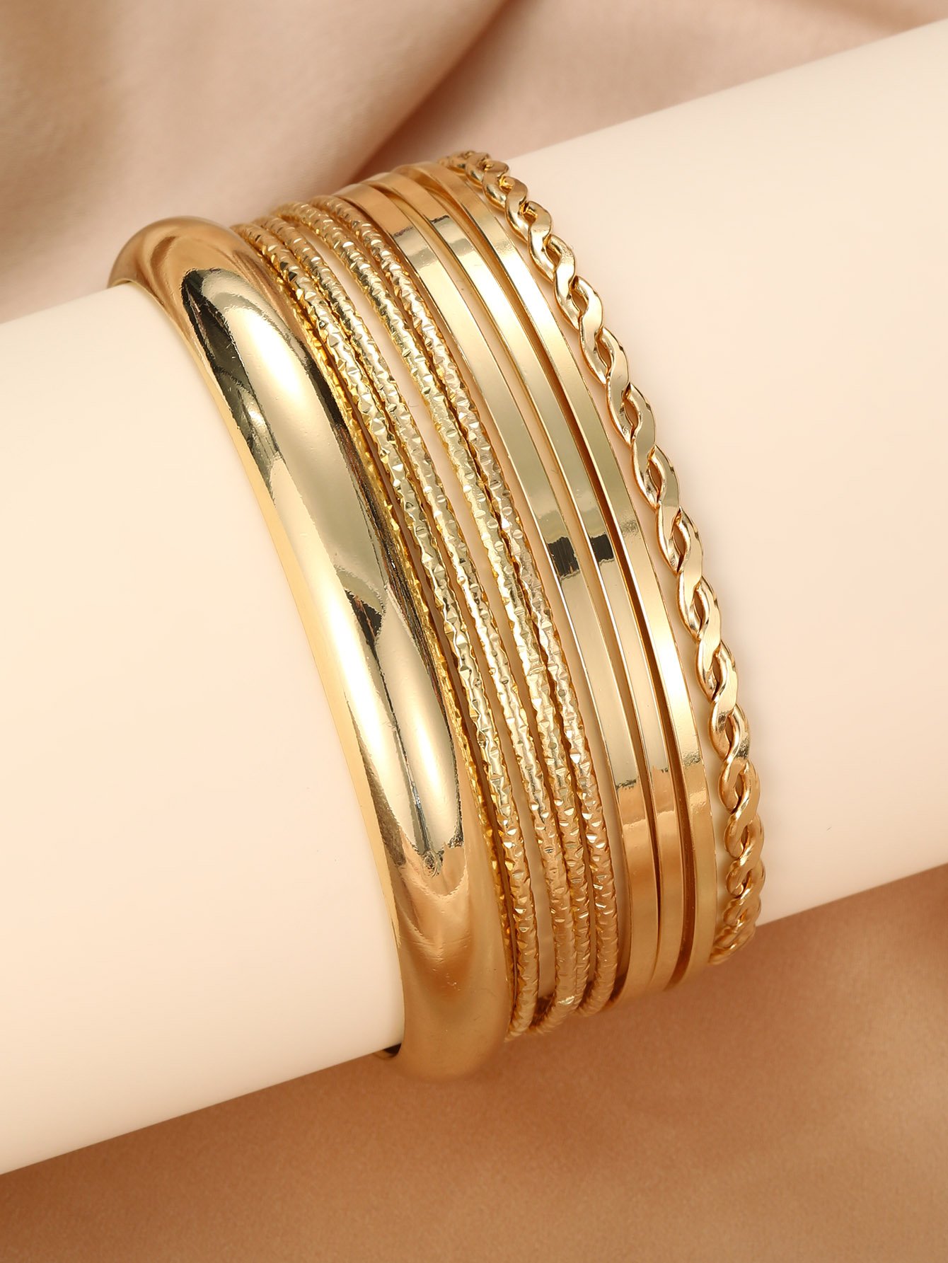 9-Piece Gold Bangle Bracelet Set - Casual and