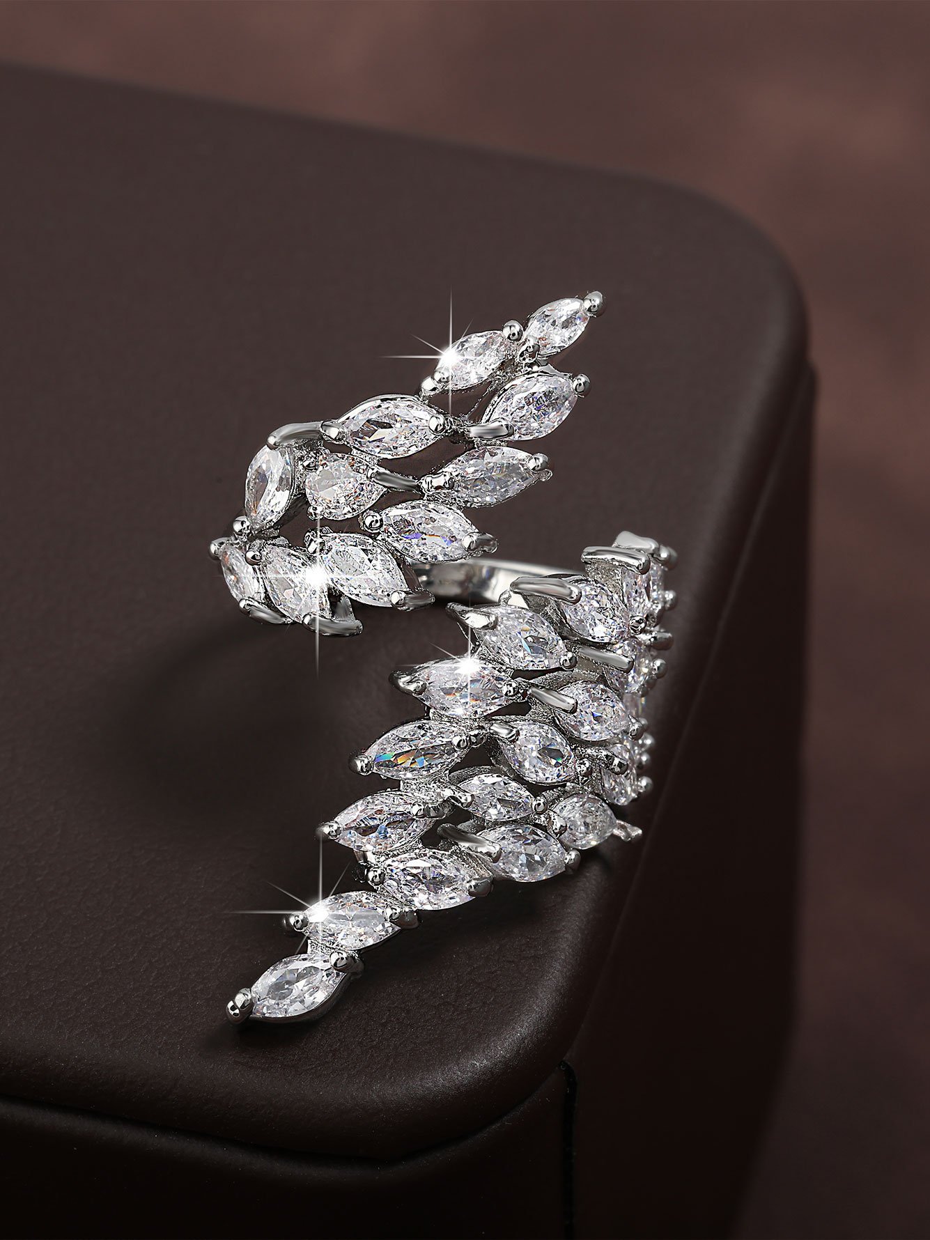 1pc Womens Silver Feather Zircon Ring