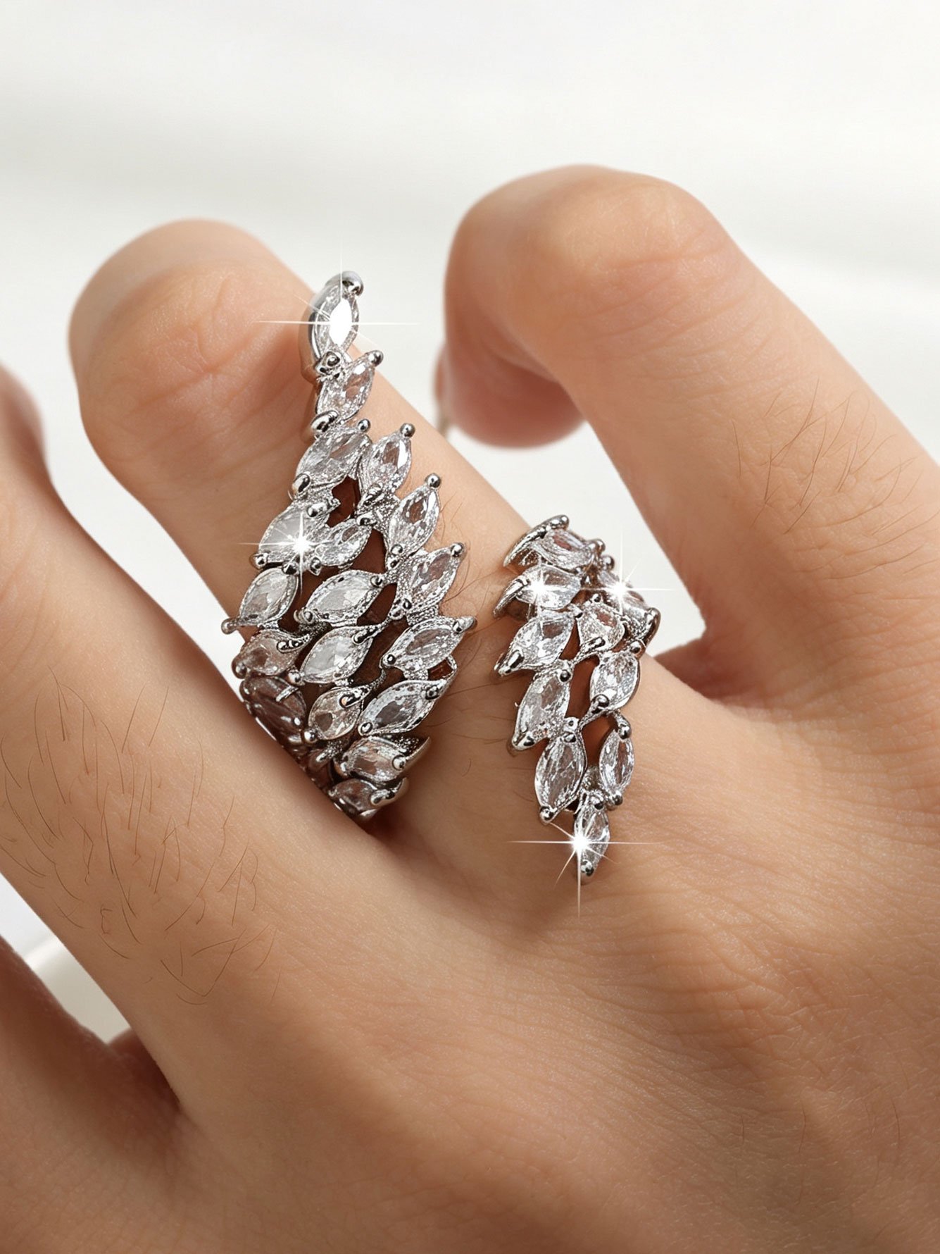 1pc Womens Silver Feather Zircon Ring