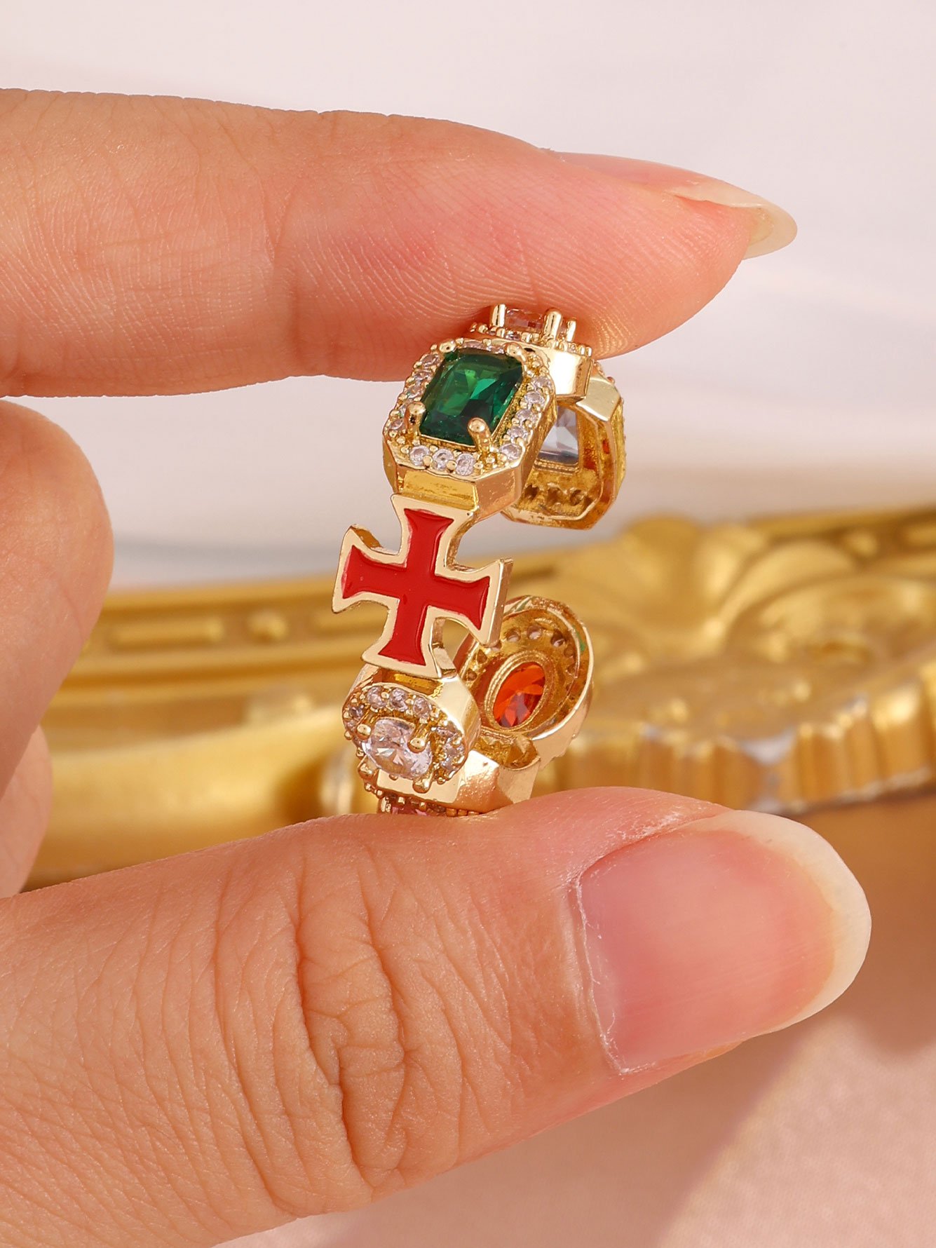 1pc Womens Gold Red Cross Ring