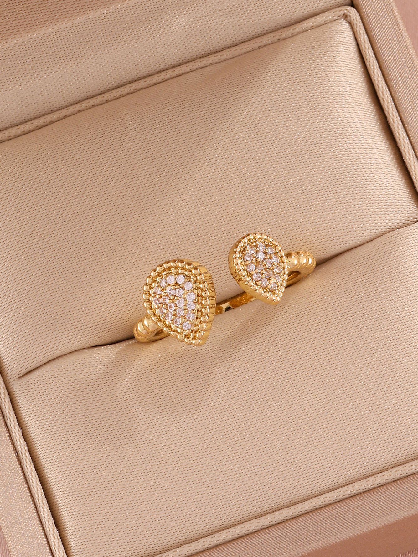 1pc Womens Gold Teardrop Zircon Ring