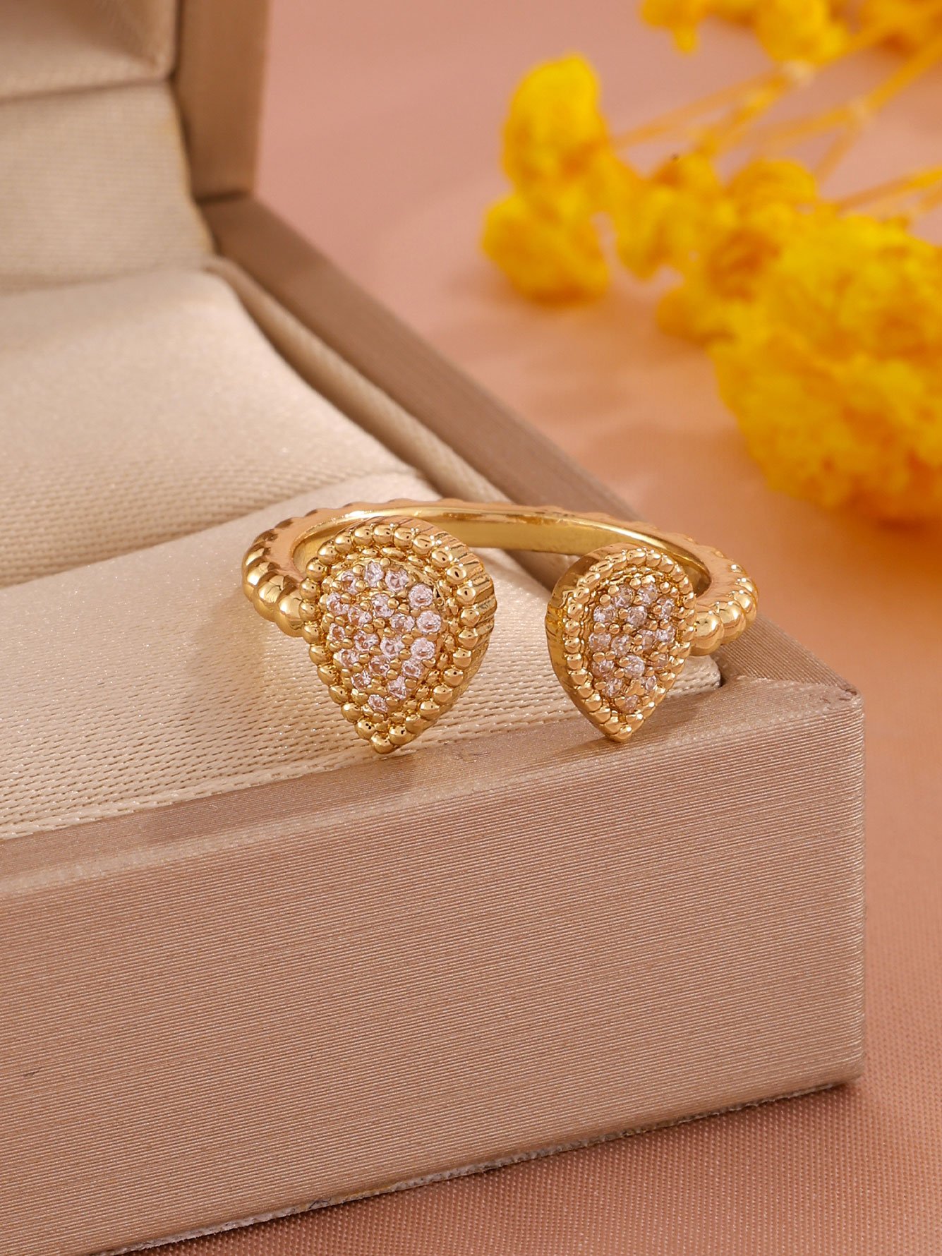 1pc Womens Gold Teardrop Zircon Ring