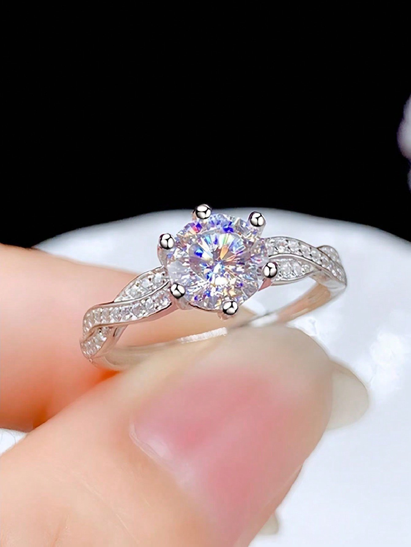 Luxury fashion electroplated silver six-prong and four-prong set womens ring, adjustable hand circumference
