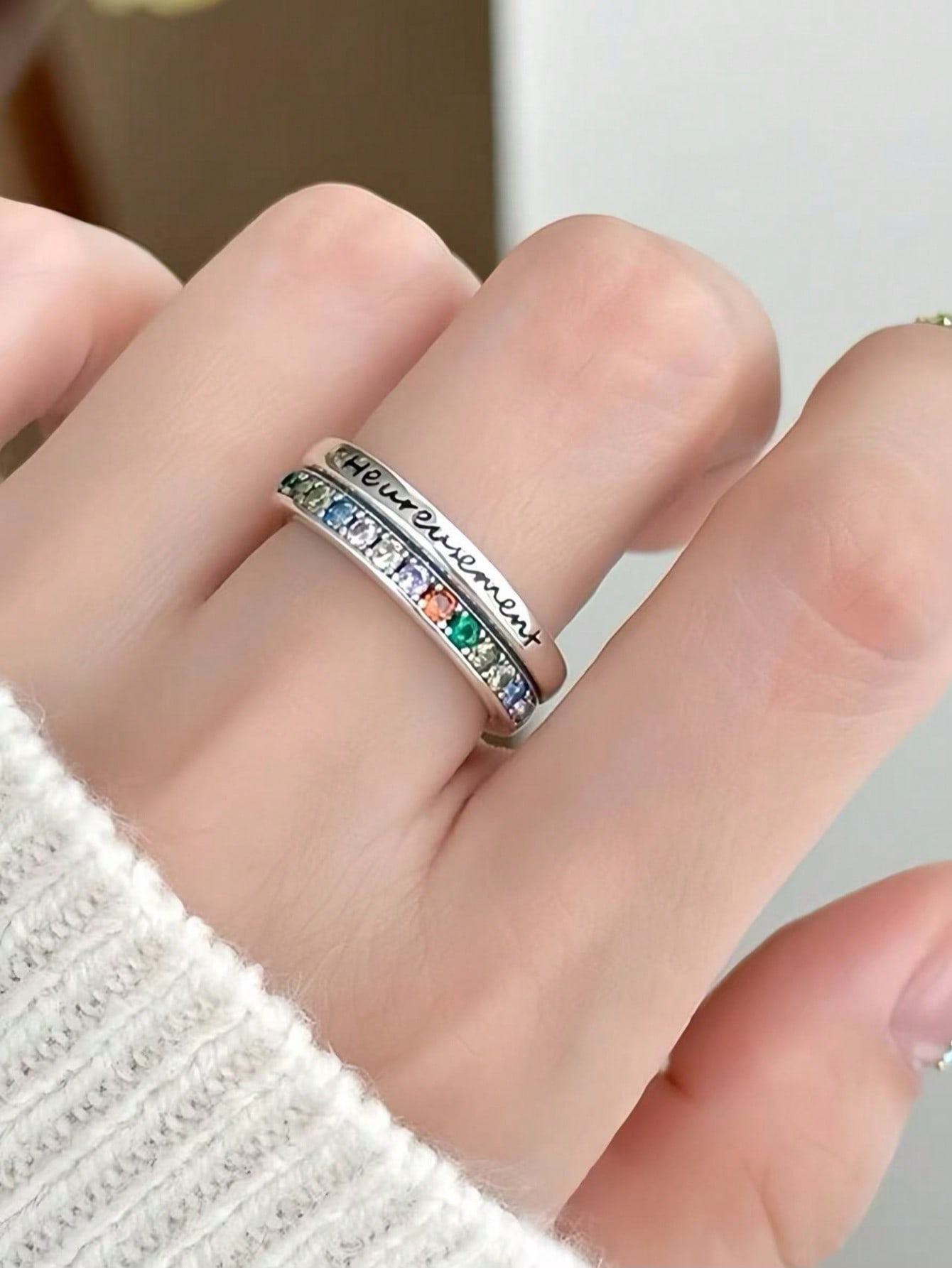Retro double-layer colored zircon letter ring, fashionable jewelry, womens retro personality, universal for men and women, suitable for daily wear.