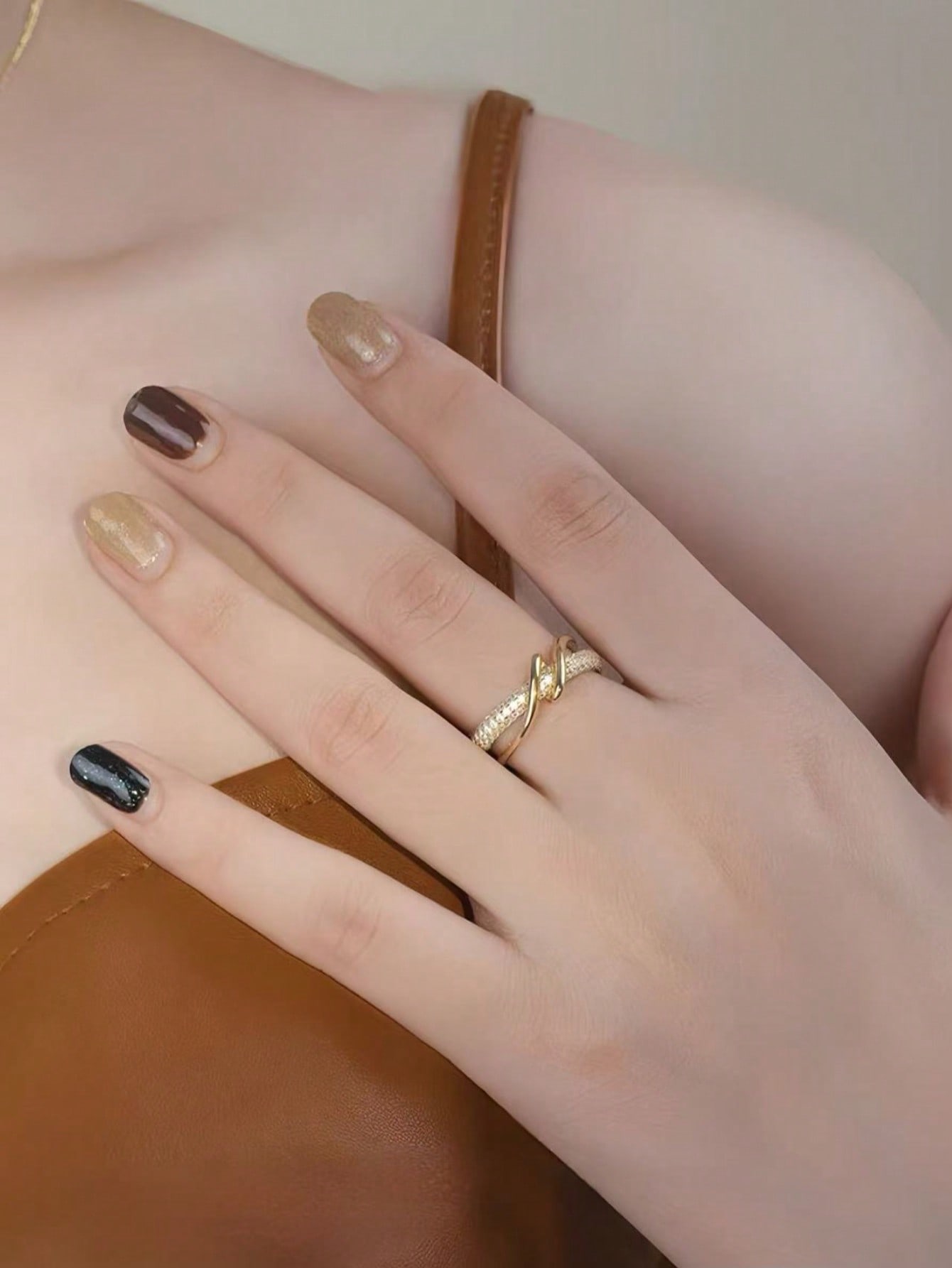 Fashion zirconium ring, light, luxurious, high-end, , fresh style, personalized open ring, suitable for daily wear.
