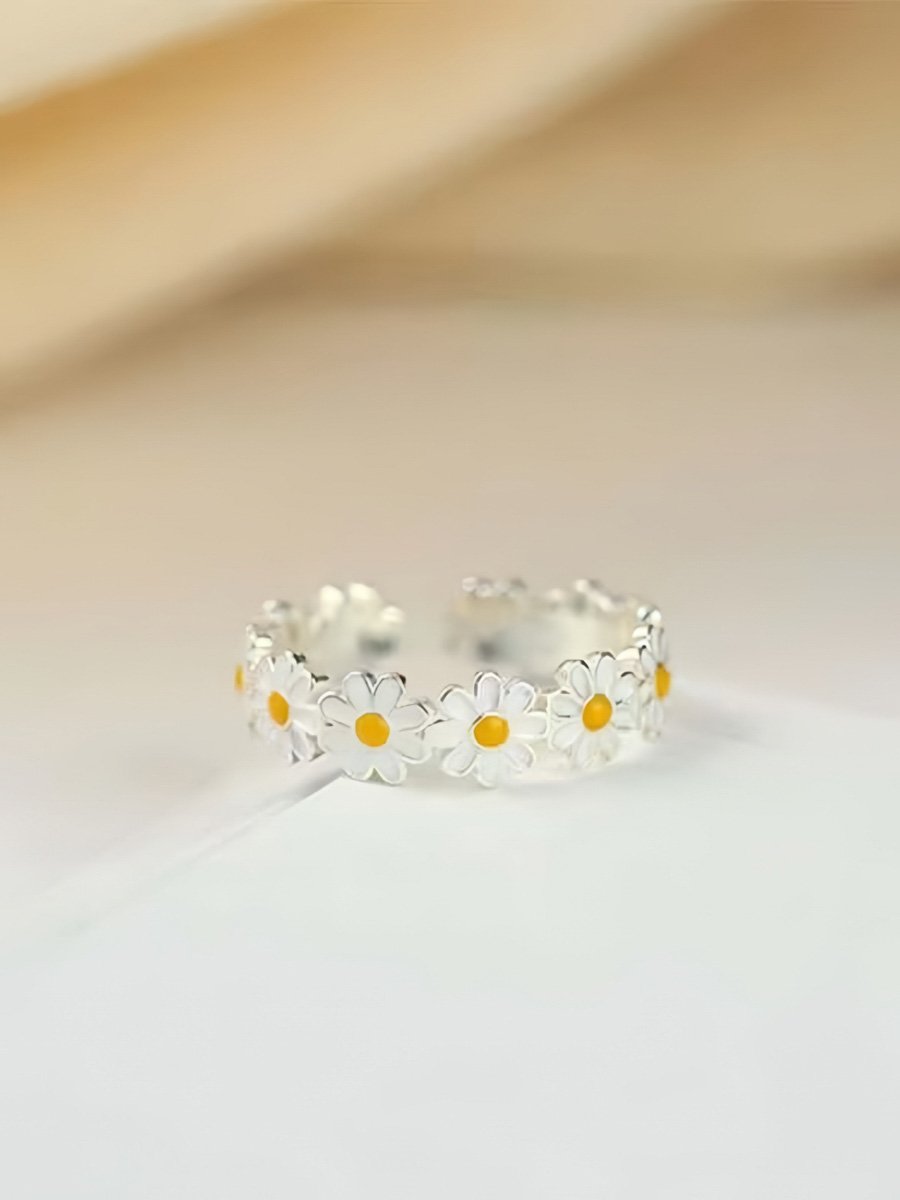 Niche daisy ring for women, light luxury, fashion, personality, open design, high-end feeling, design ring