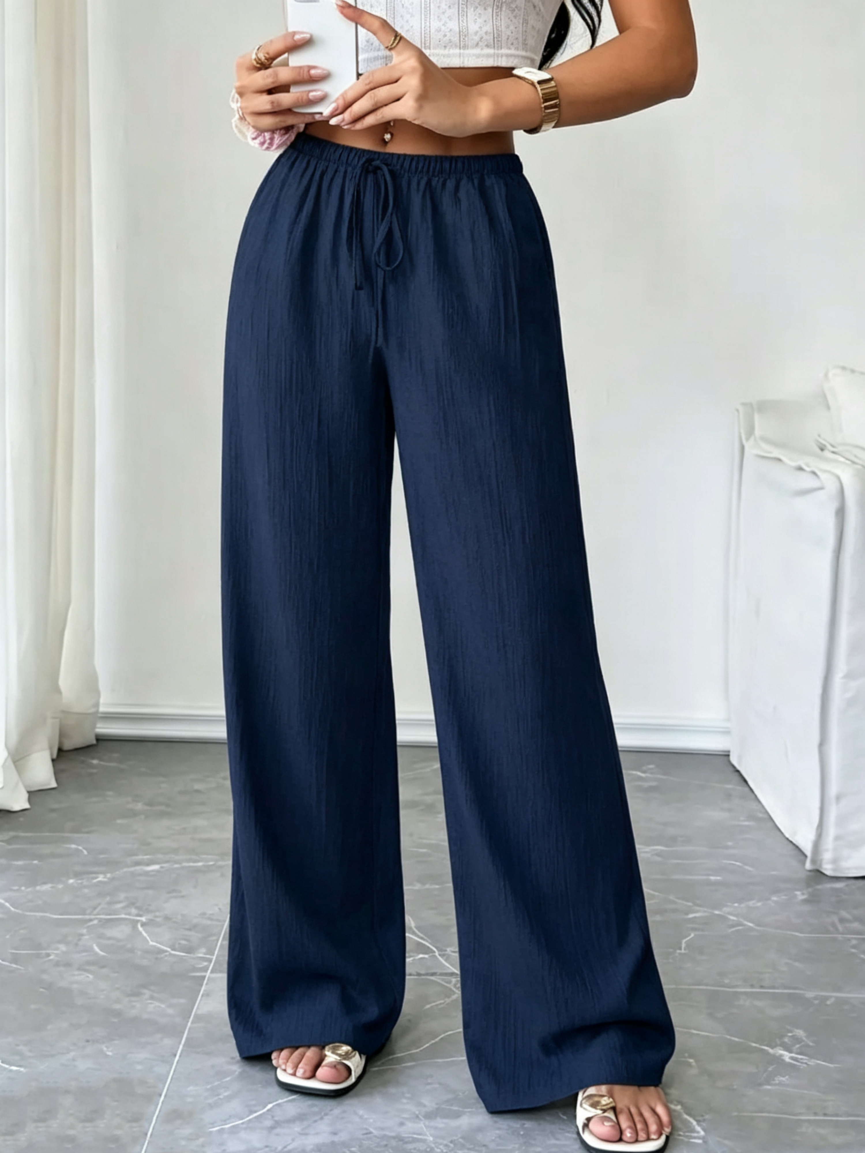 Black Solid Wide Leg Pants