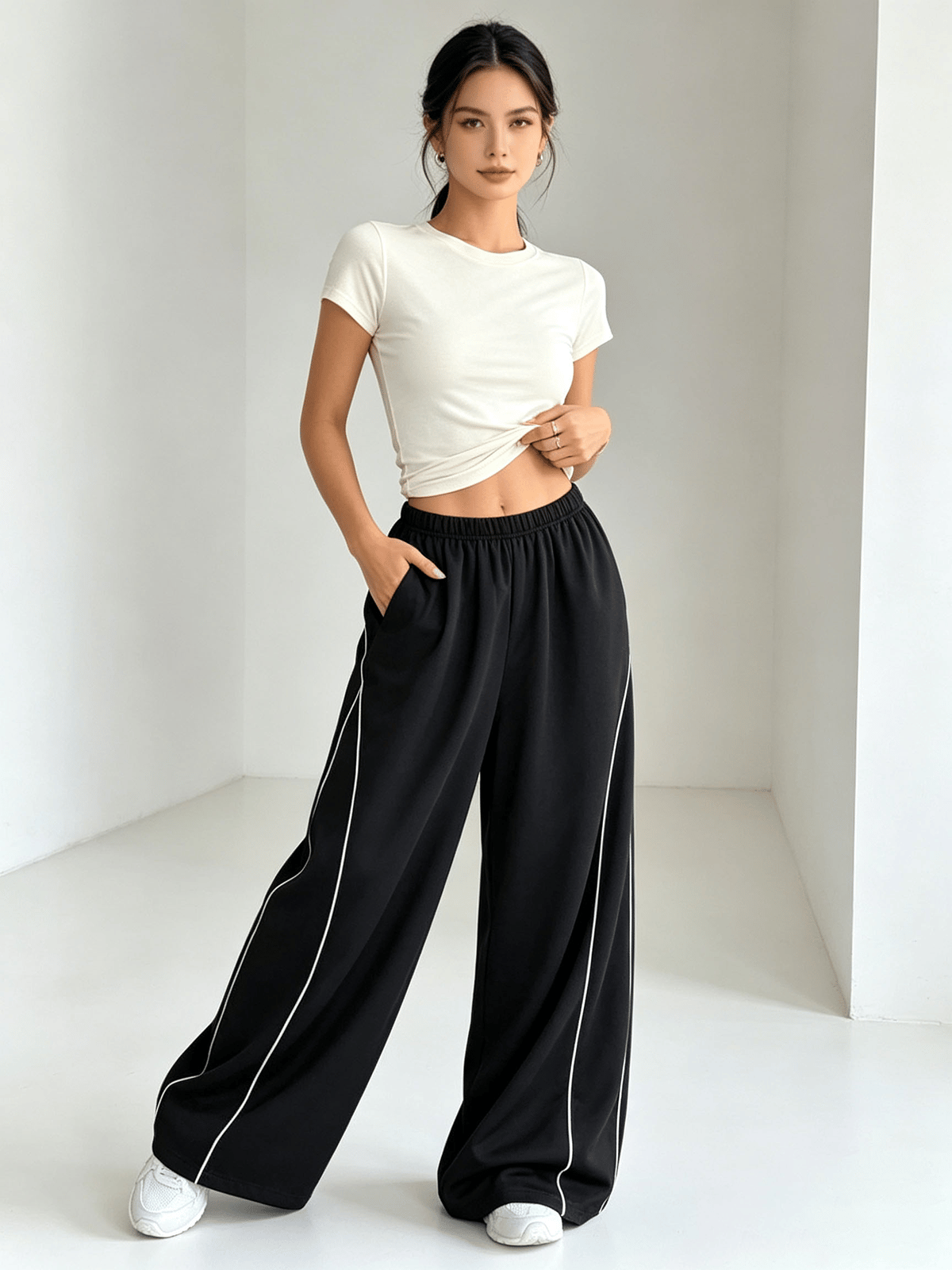 Black Solid Oversized Trousers