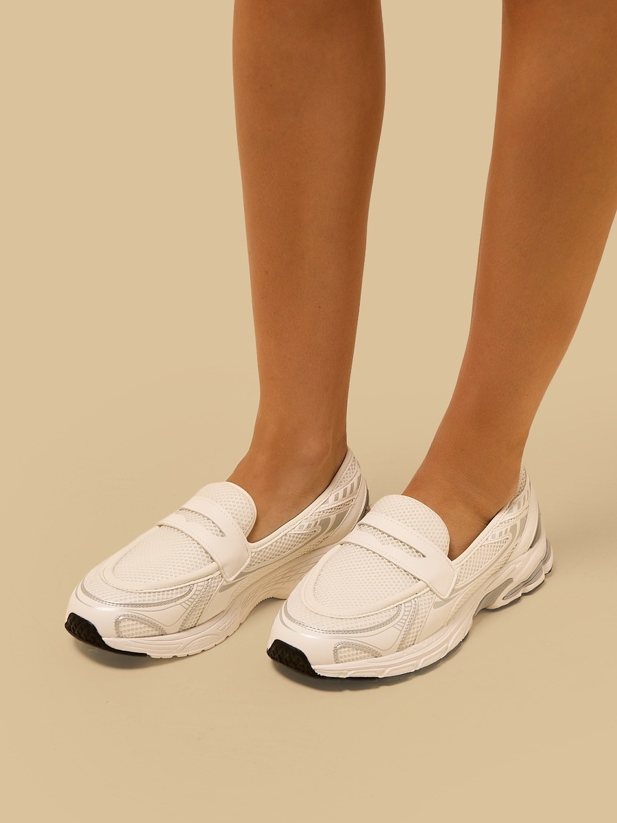 Mesh Textured Slip-On Sports Shoes