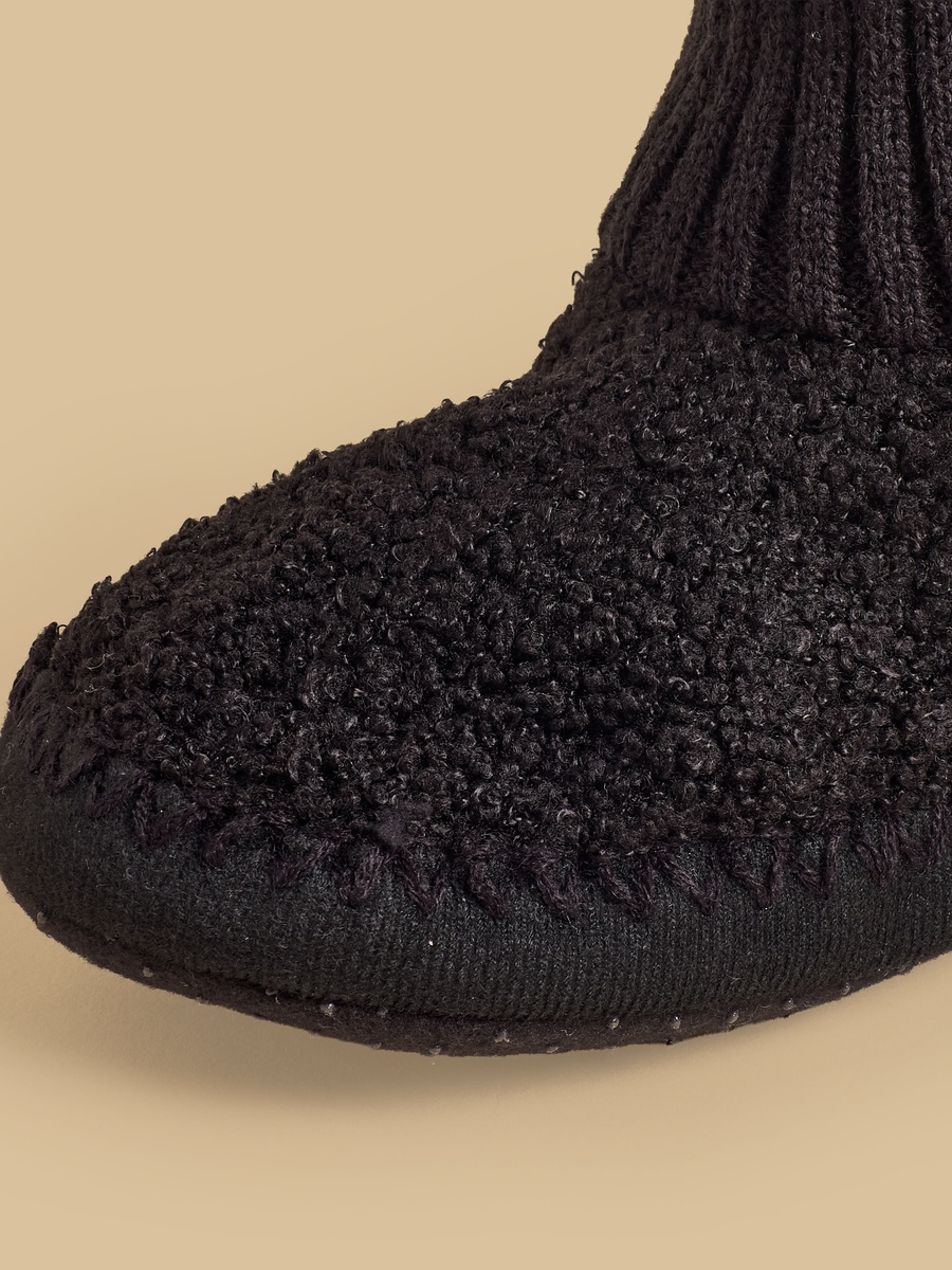 Textured Footwarmers