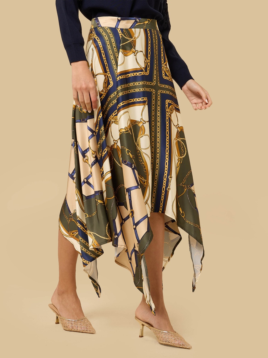 Chain Print Asymmetric Skirt